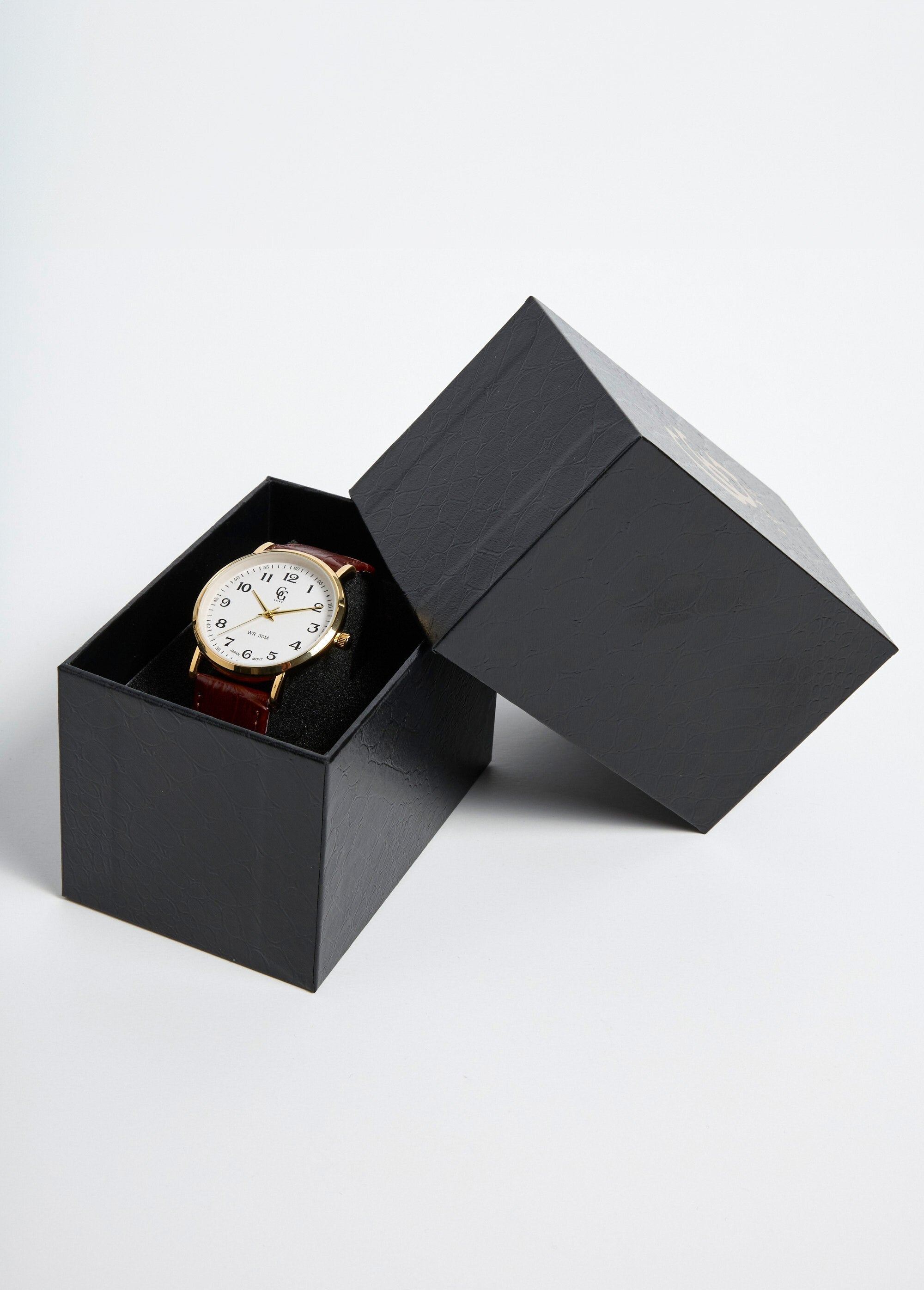 Round_stainless_steel_and_crocodile-style_leather_watch_Brown_DE4_slim