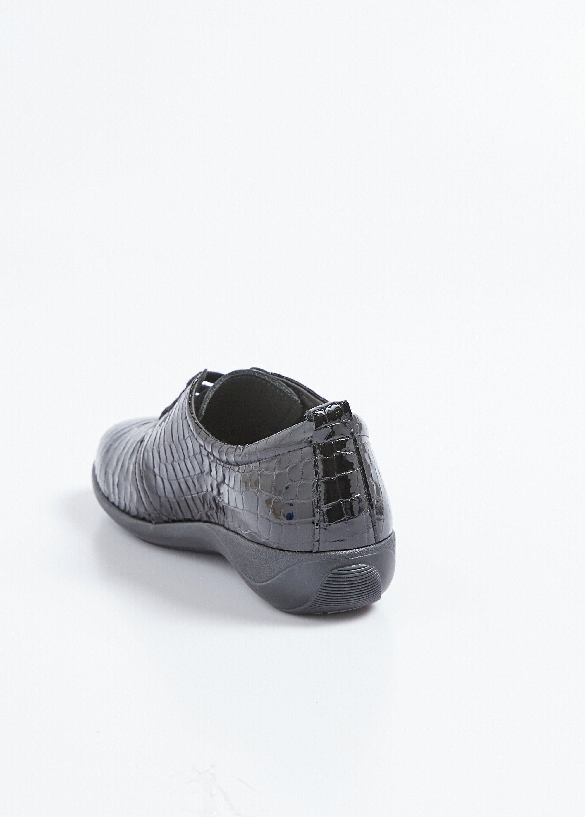 Reptile-effect_patent_leather_wide_lace-up_Derbies_Black_varnish_DO1_slim