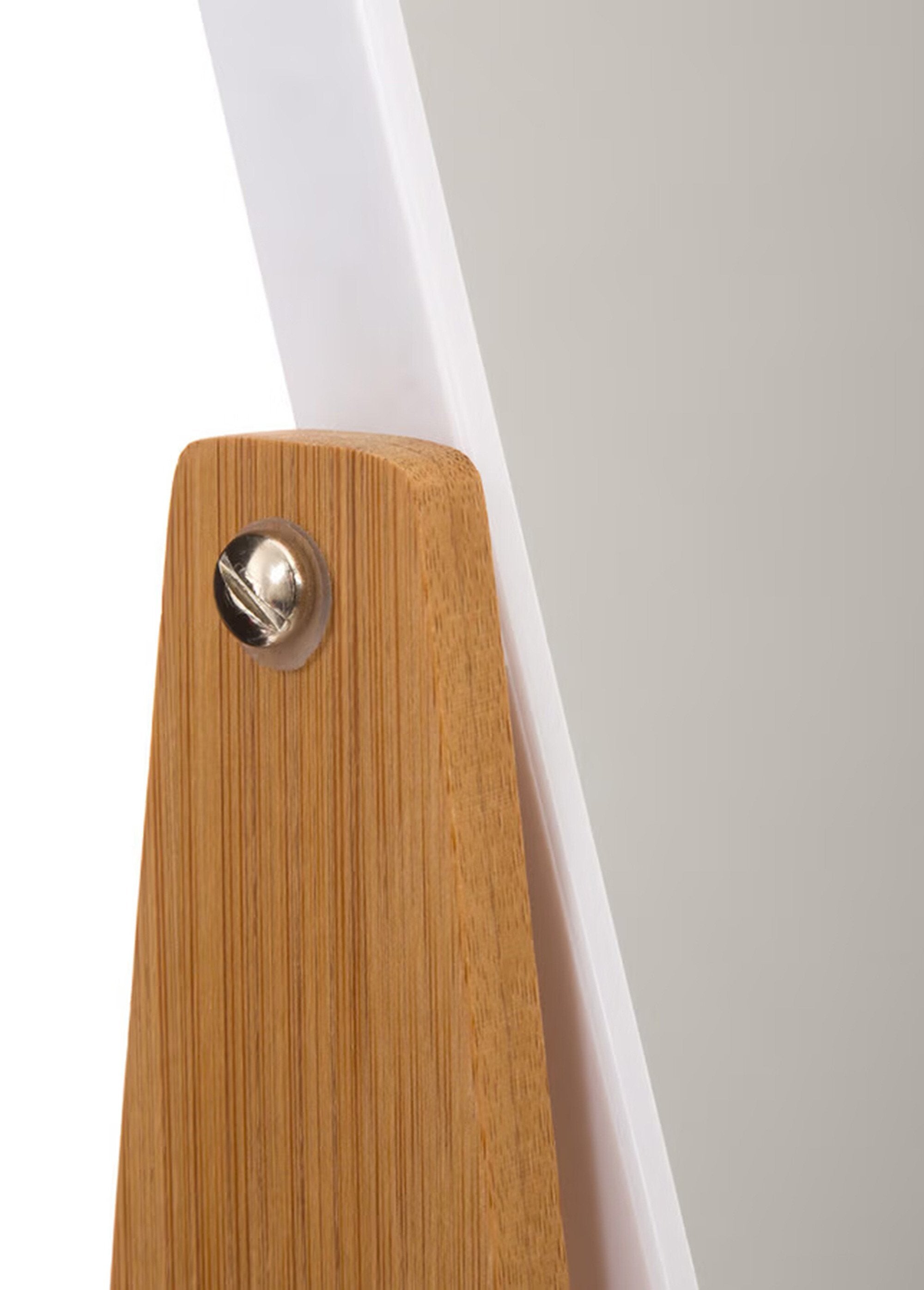 Magnifying_mirror_with_bamboo_stand_White_and_bamboo_DE1_slim