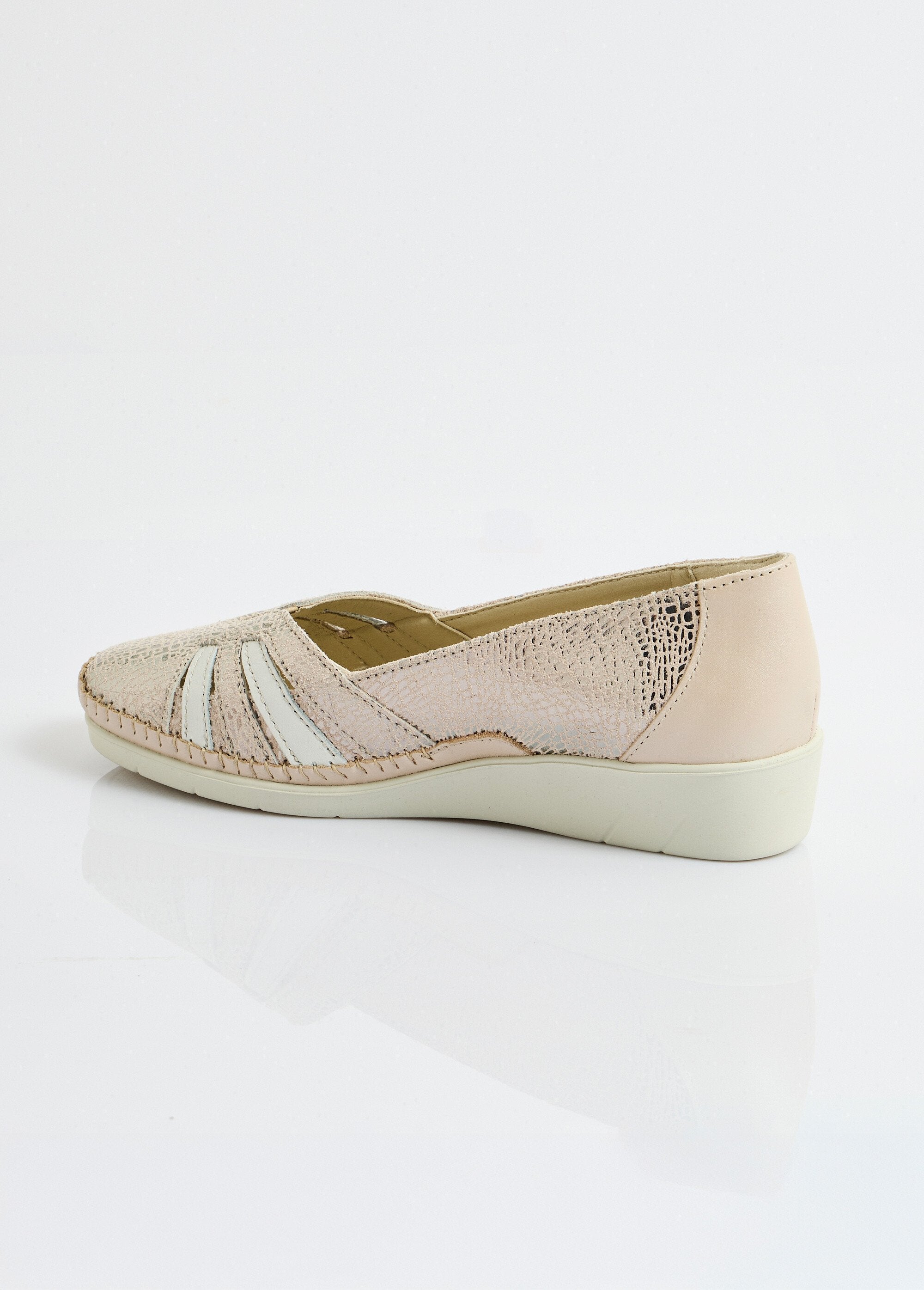 Soft,_comfortable_width_leather_wedge_loafers_Mole_DO1_slim