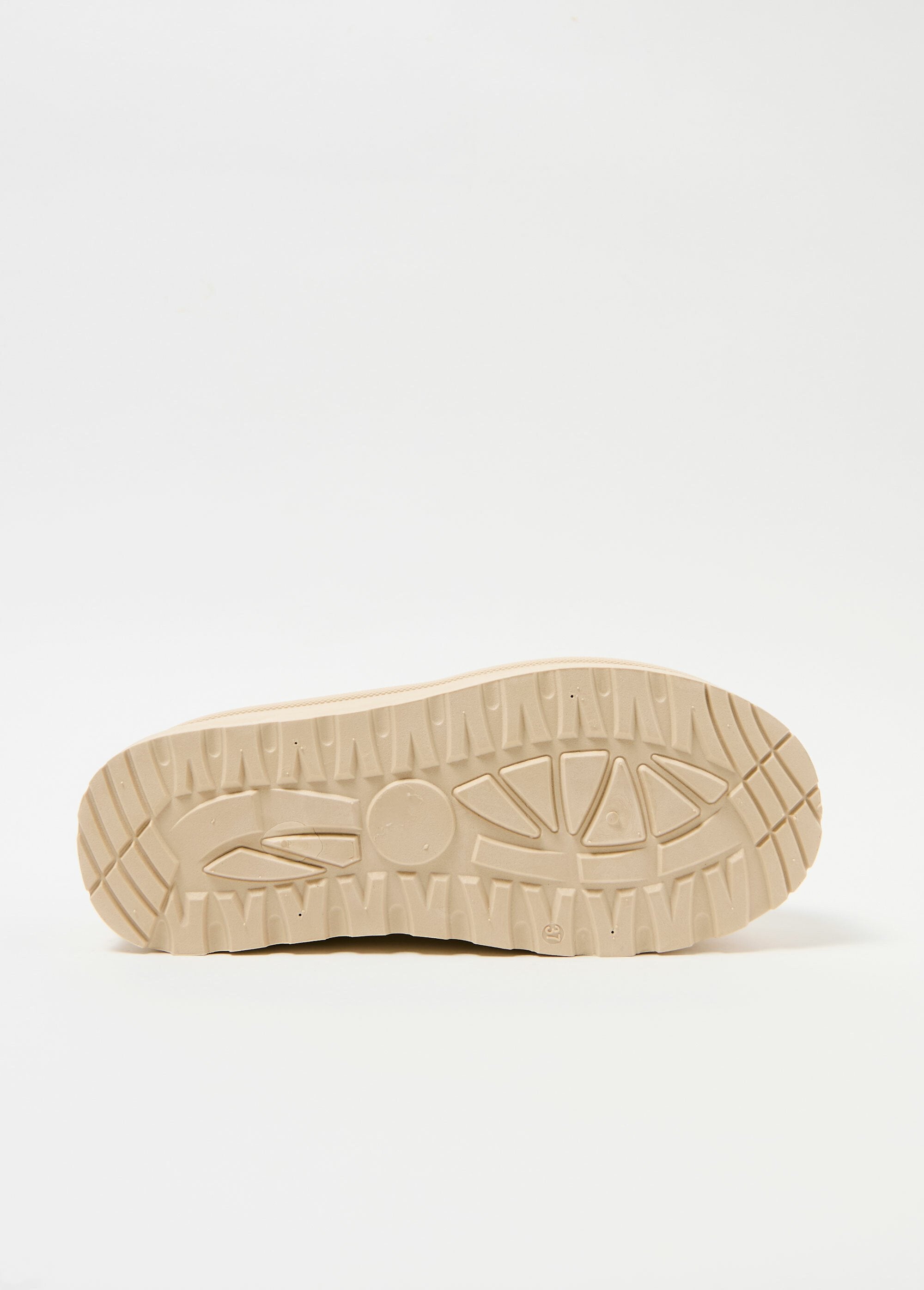 Warm_wedge_mules_in_clog_style_Beige_UN1_slim