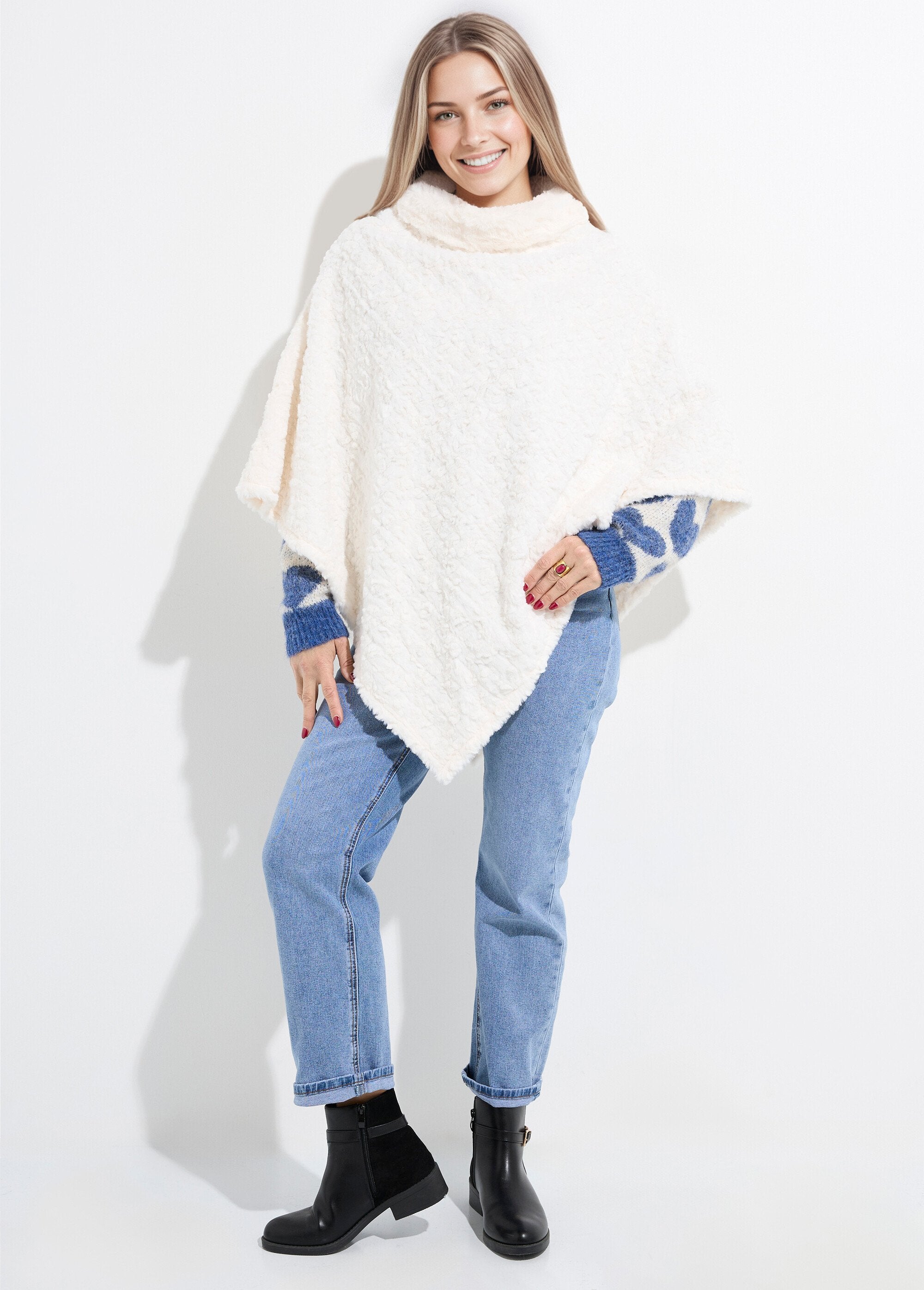 Sherpa-style_fleece_high-neck_poncho_Ecru_SF1_slim