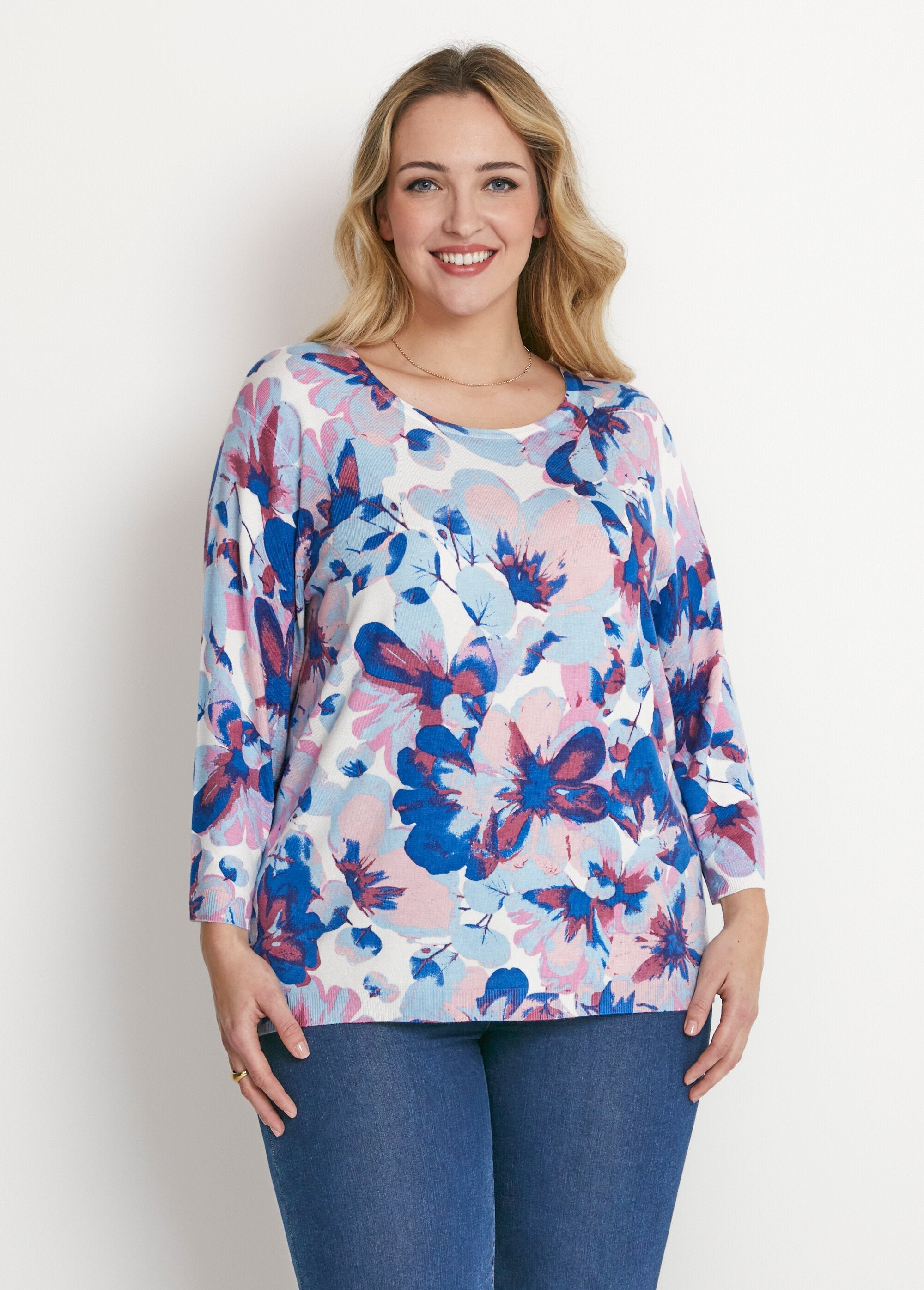 Floral_print_3/4_sleeve_sweater_Blue_and_pink_FA1_curvy