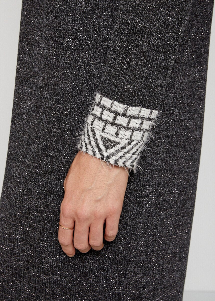 Iridescent_knit_sweater_dress_with_jacquard_detail_Gray_DE2_slim