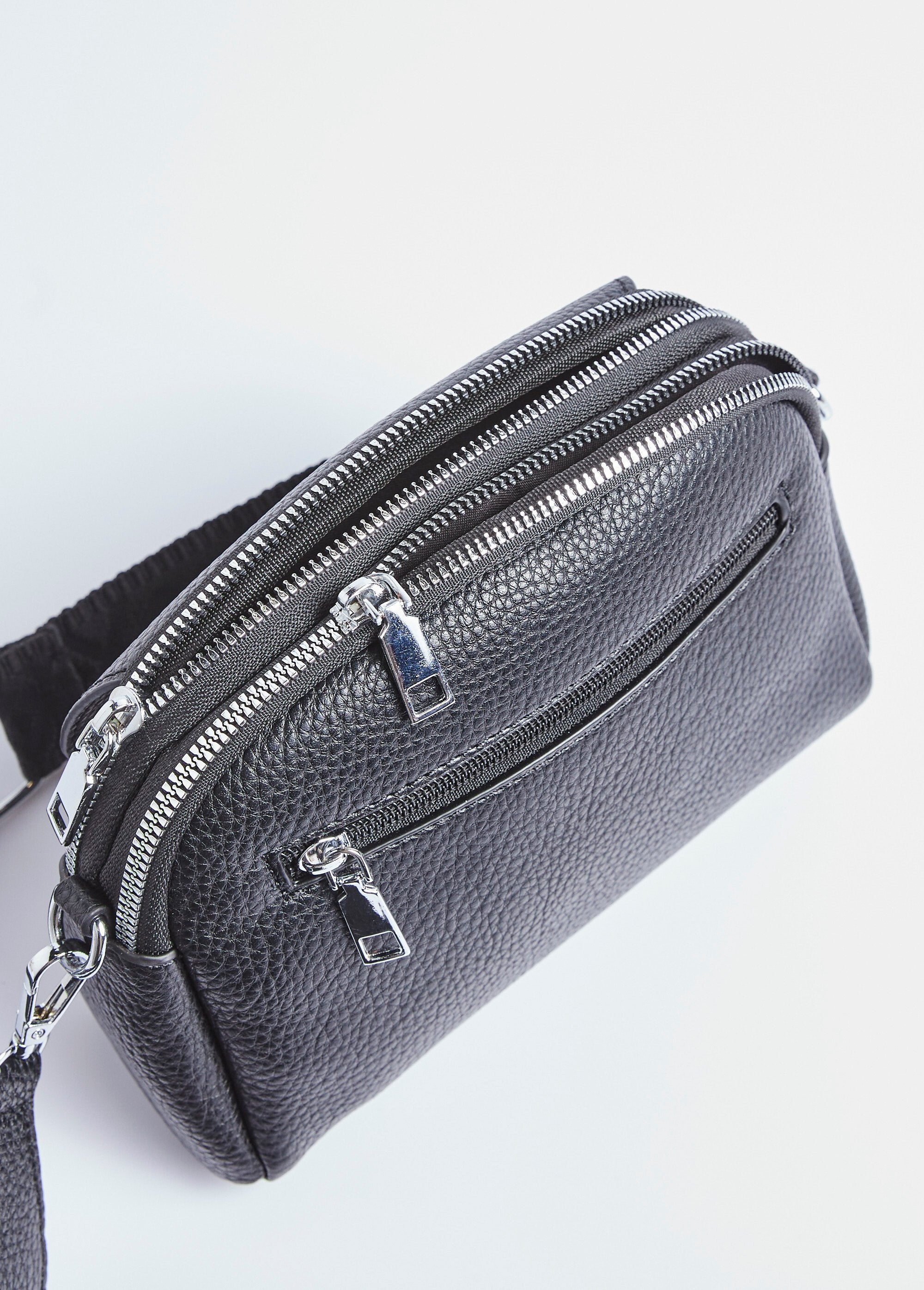 Grained_faux_leather_bag_with_shoulder_strap_Black_DE1_slim