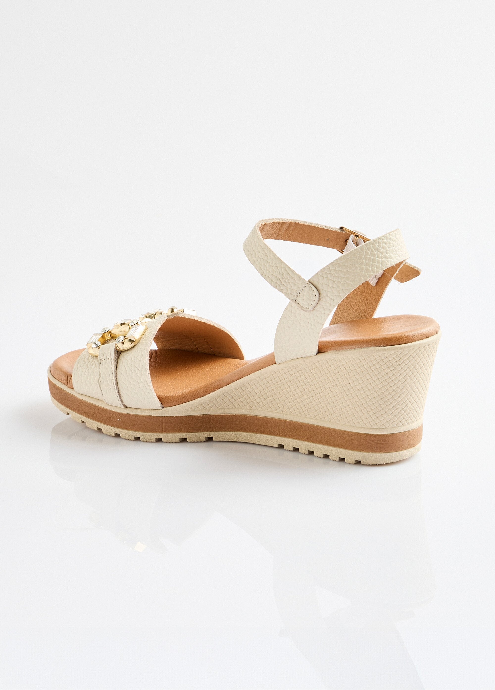 Leather_wedge_sandals,_chic_comfort_width_Beige_DO1_slim