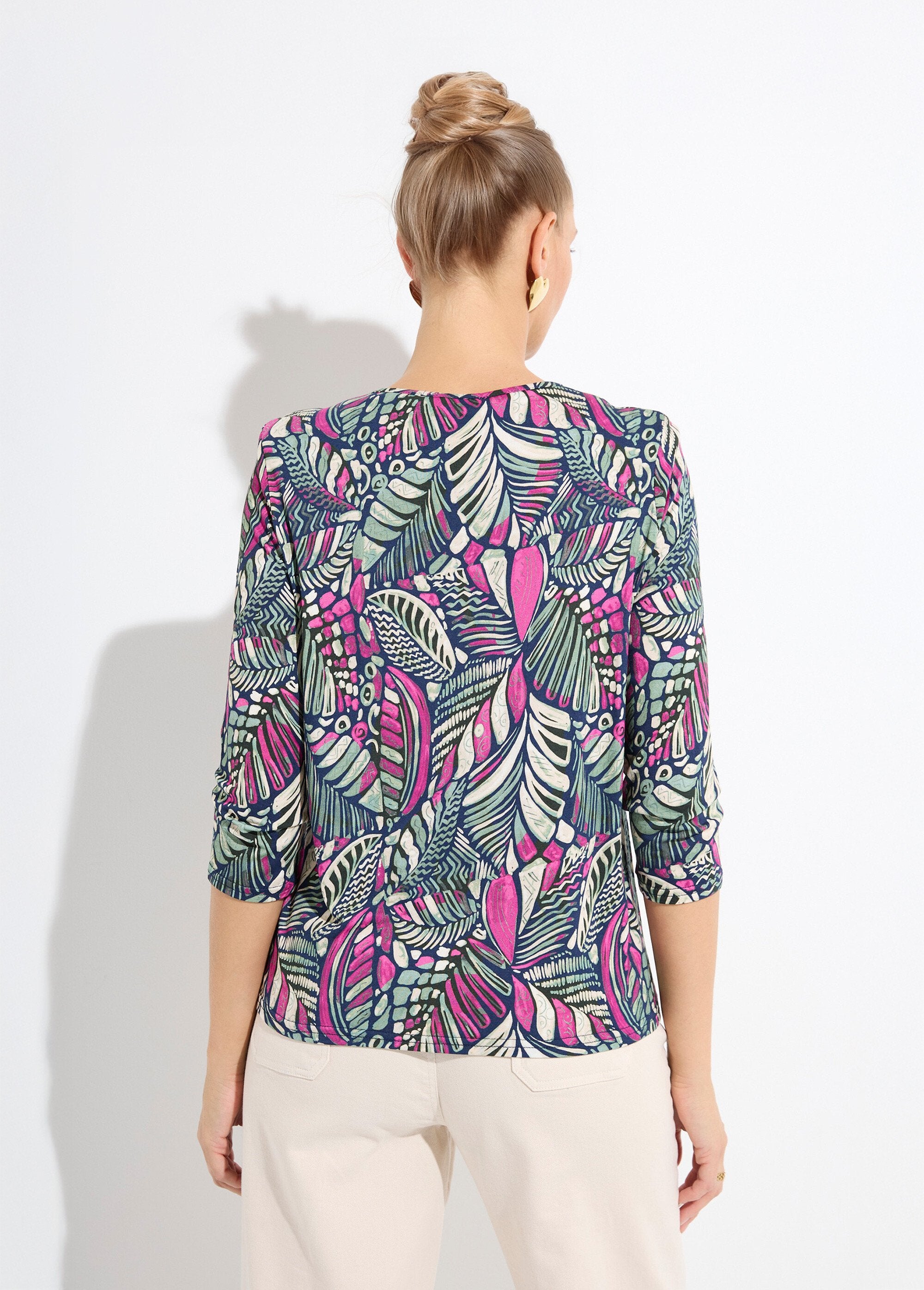 Patchwork_print_round_neck_T-shirt_Pink_and_green_DO1_slim