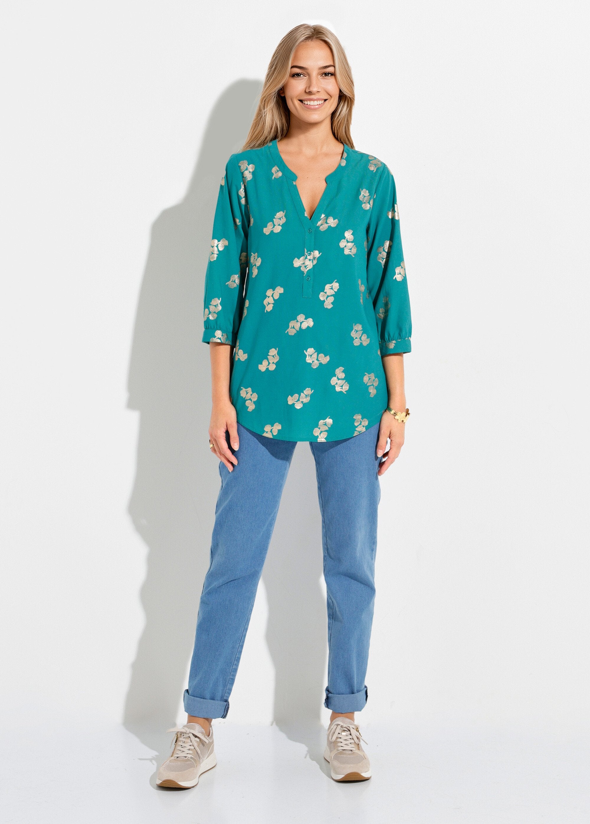 Loose-fitting_button-down_tunic_with_3/4-length_sleeves_Green_SF1_slim