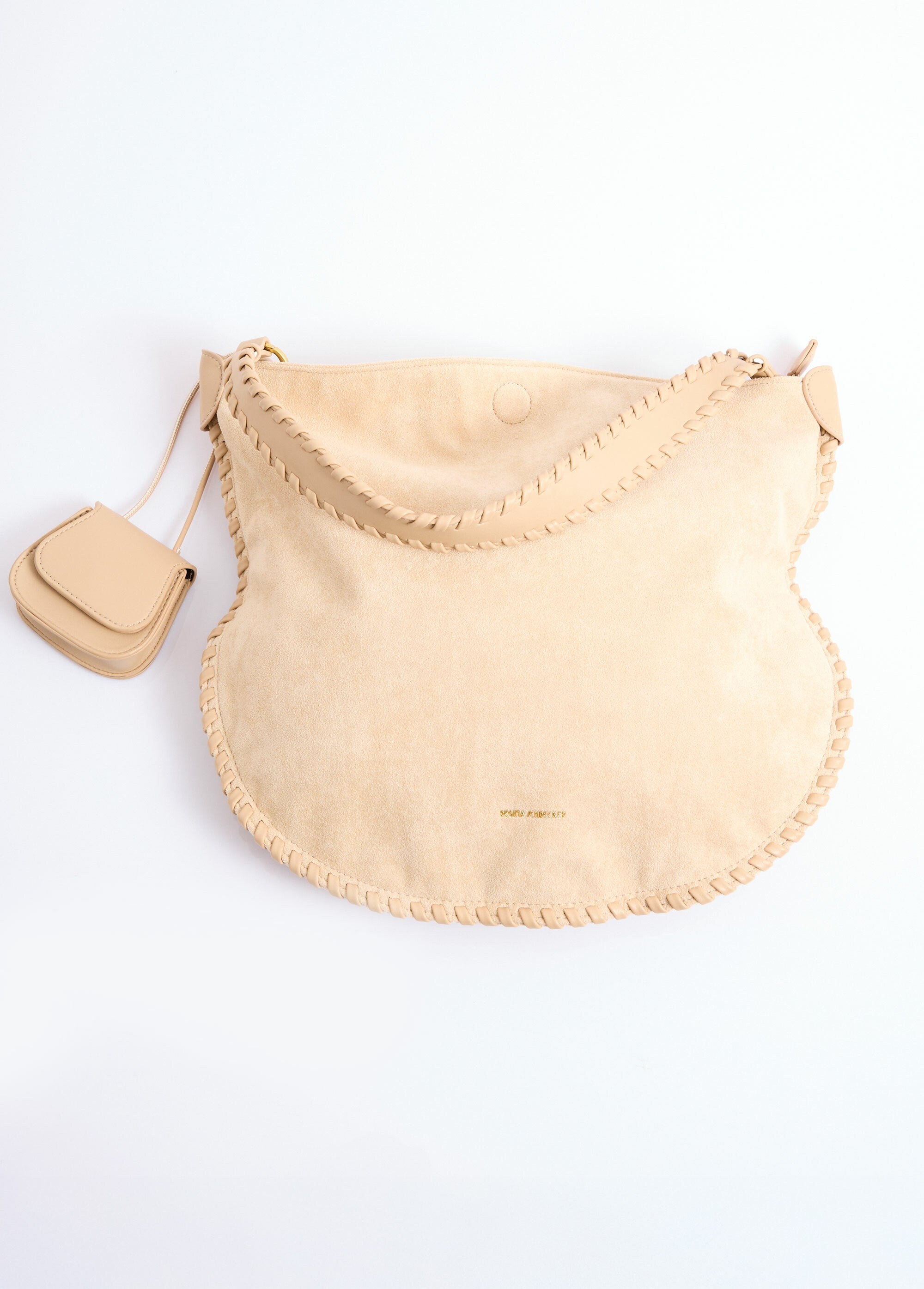 Suede_bag_with_shoulder_strap_and_charm_Beige_DE1_slim