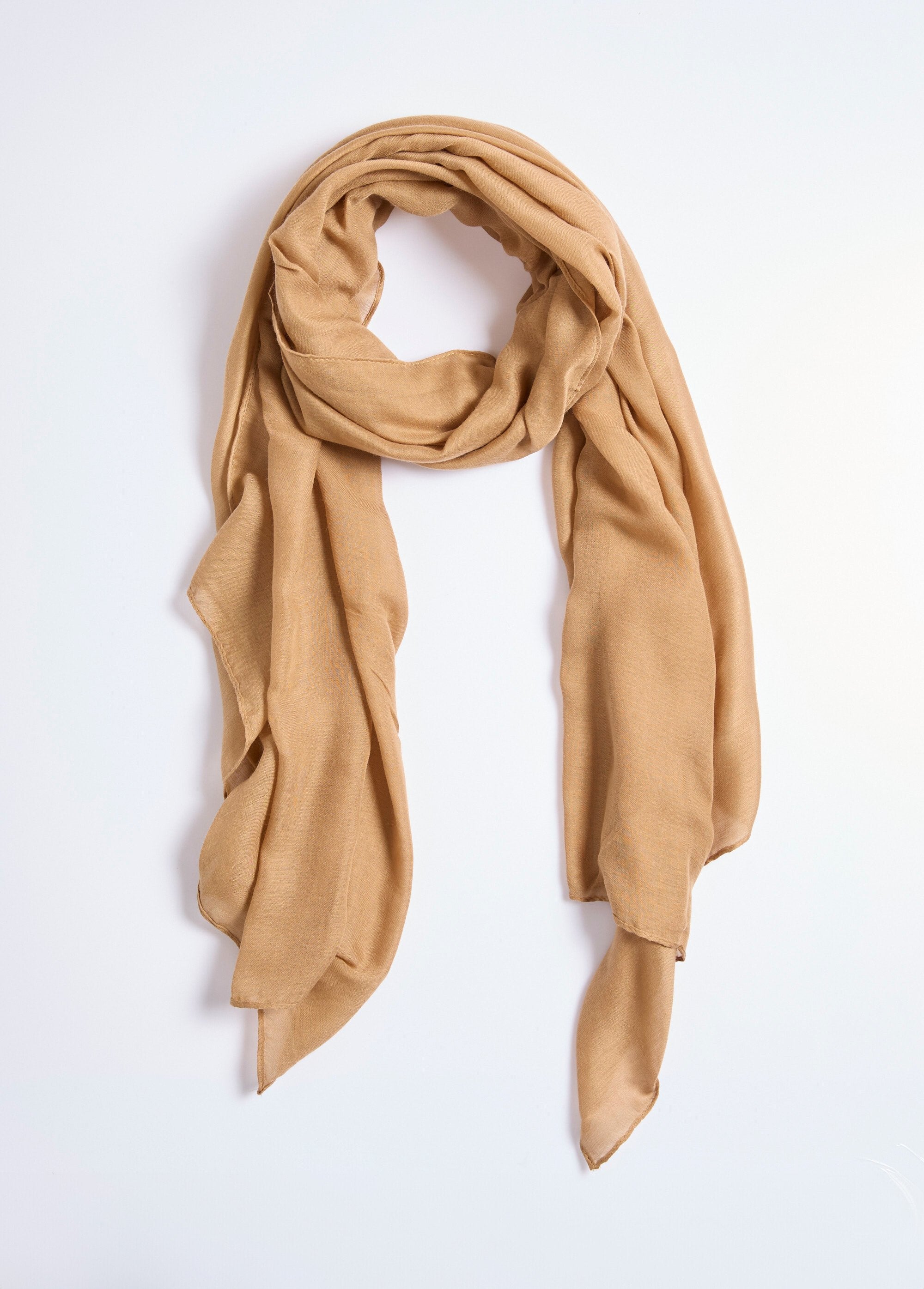 Flowing_pareo_stole_to_tie_camel_FA1_slim