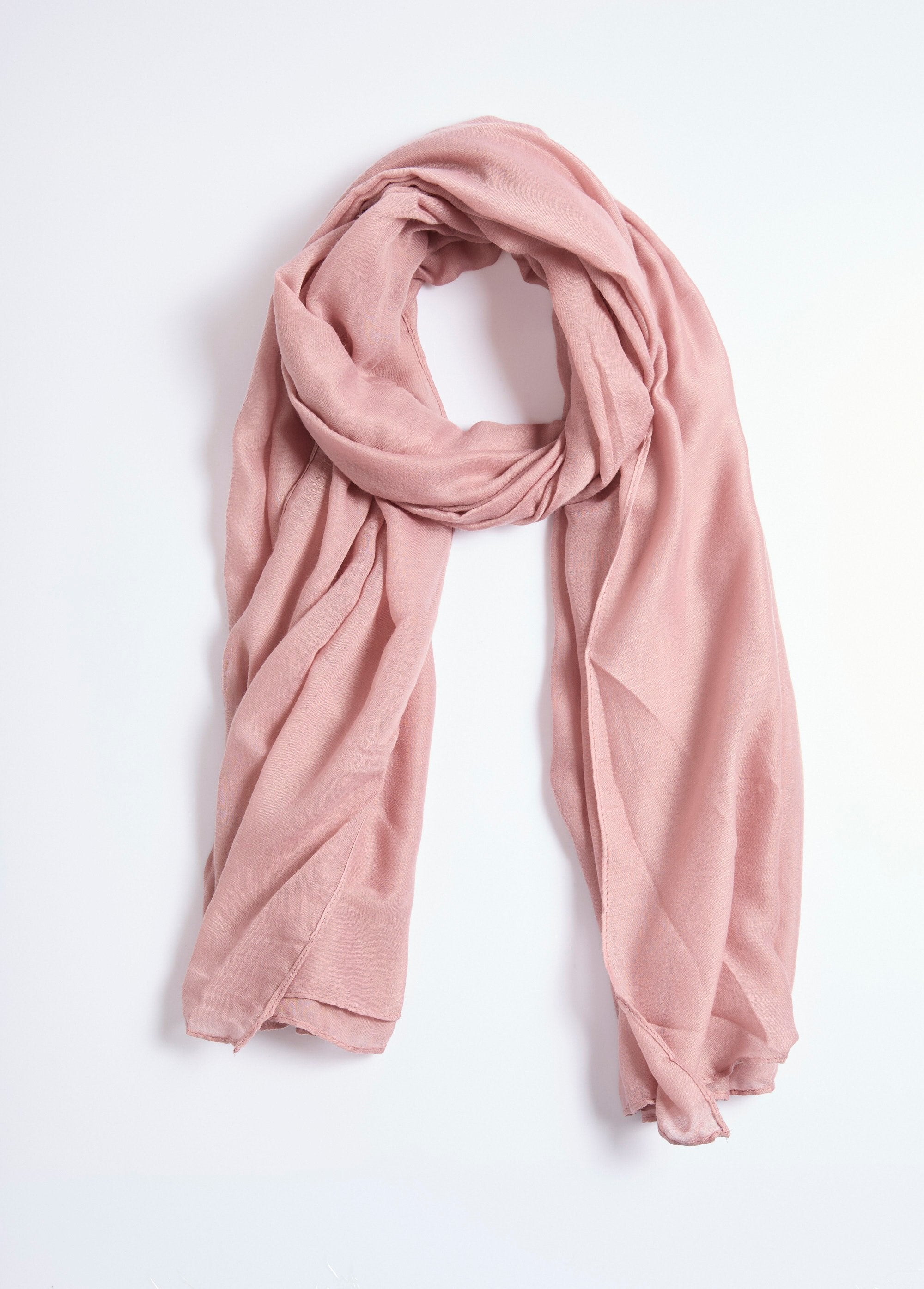 Flowing_pareo_stole_to_tie_Powdery_pink_FA1_slim