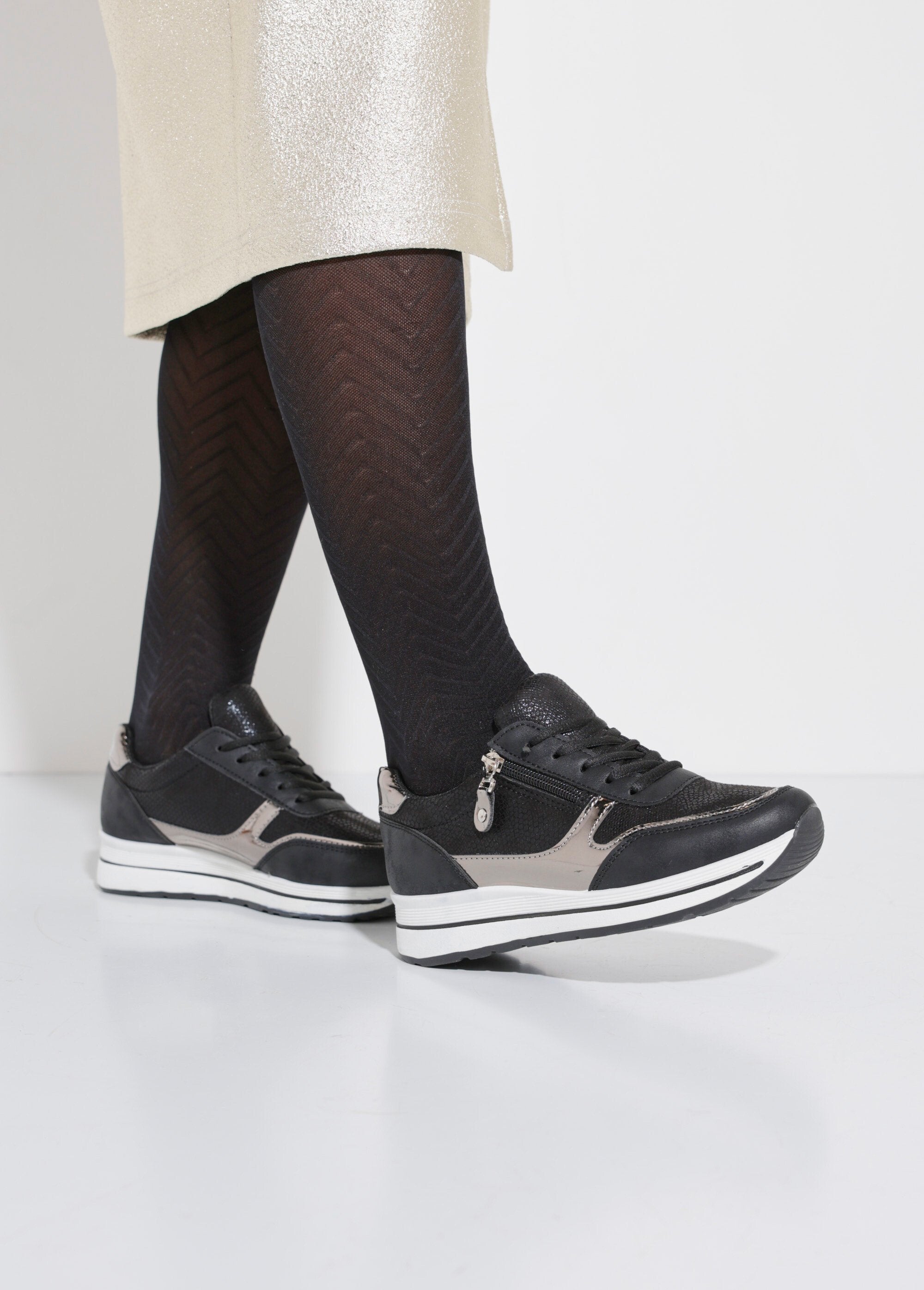 Multi-material_sneakers_with_laces_and_zip_Black_SF1_slim