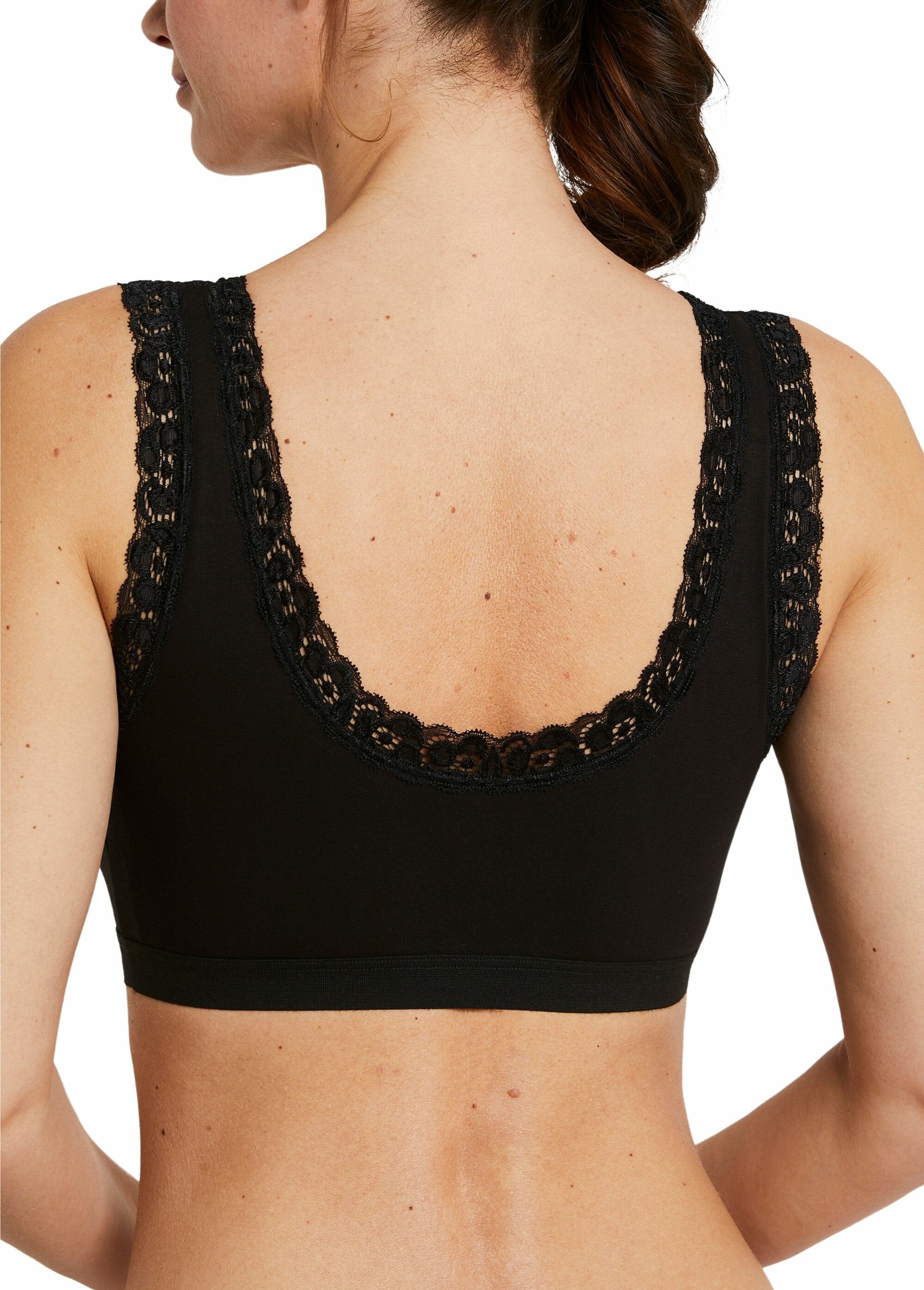 Soft_lace_bra_Black_DO1_slim