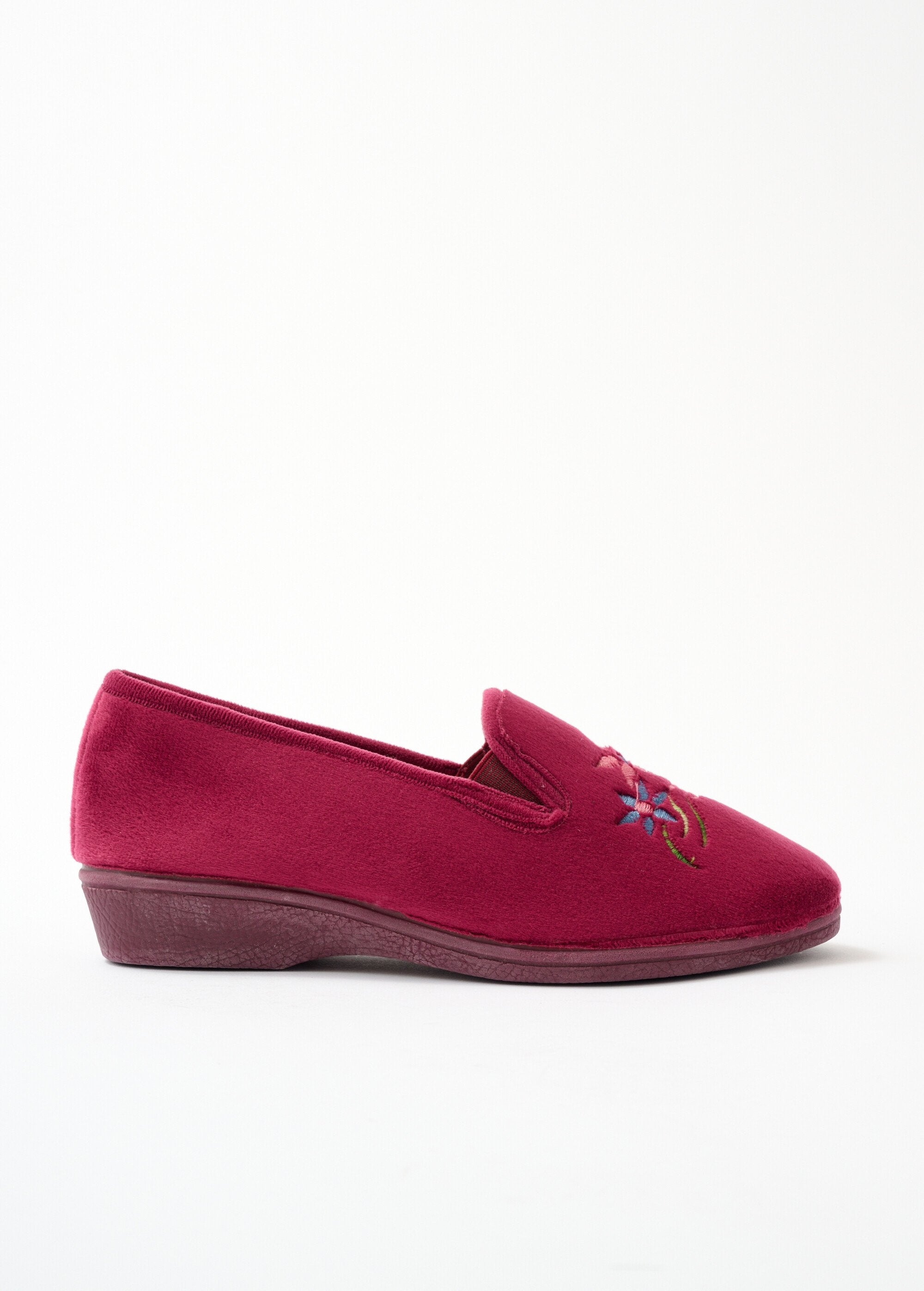 Comfort_width_embroidered_slip-on_slipper_Bordeaux_DR1_slim