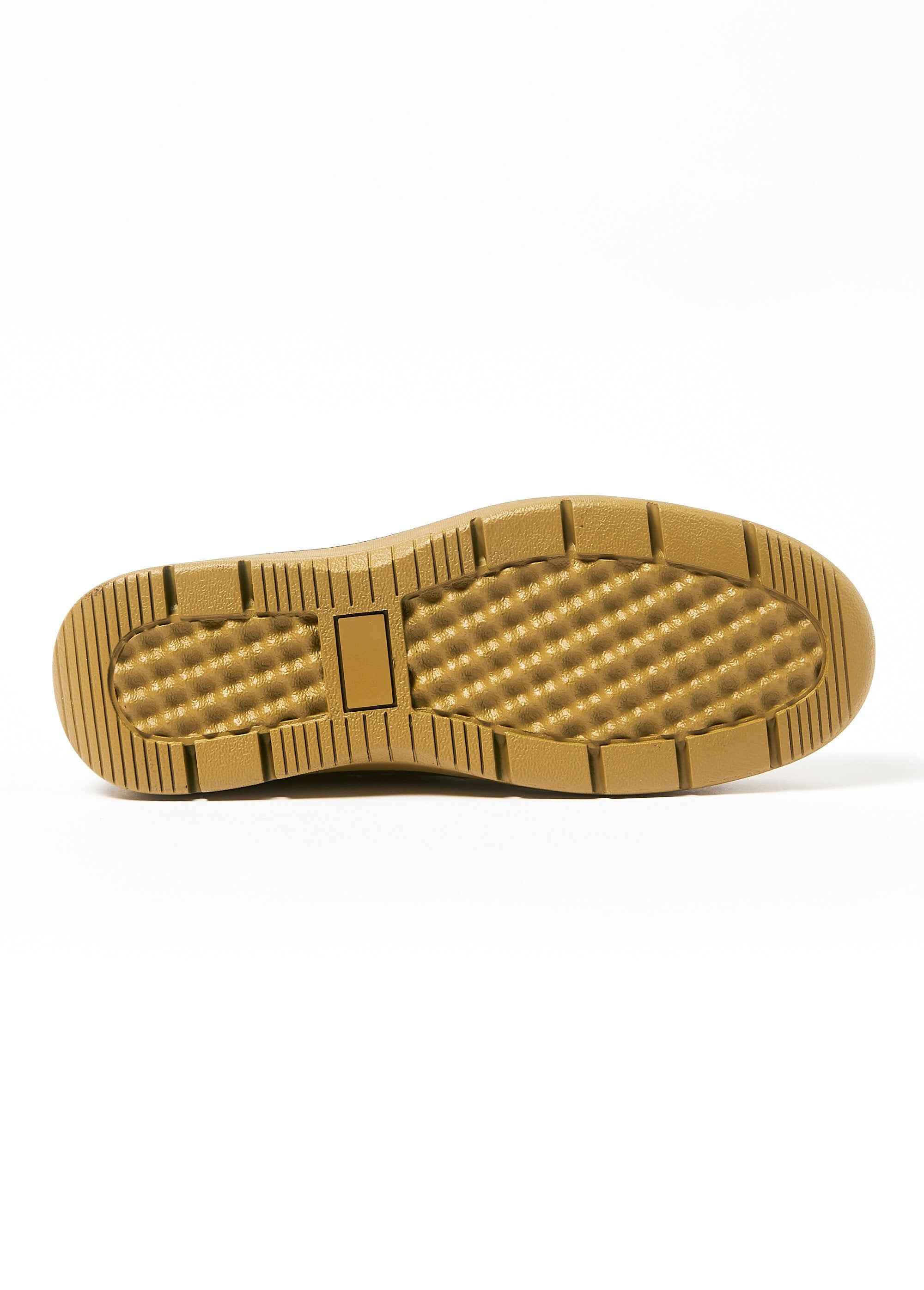 Leather_lace-up_boat_shoes_camel_UN1_slim