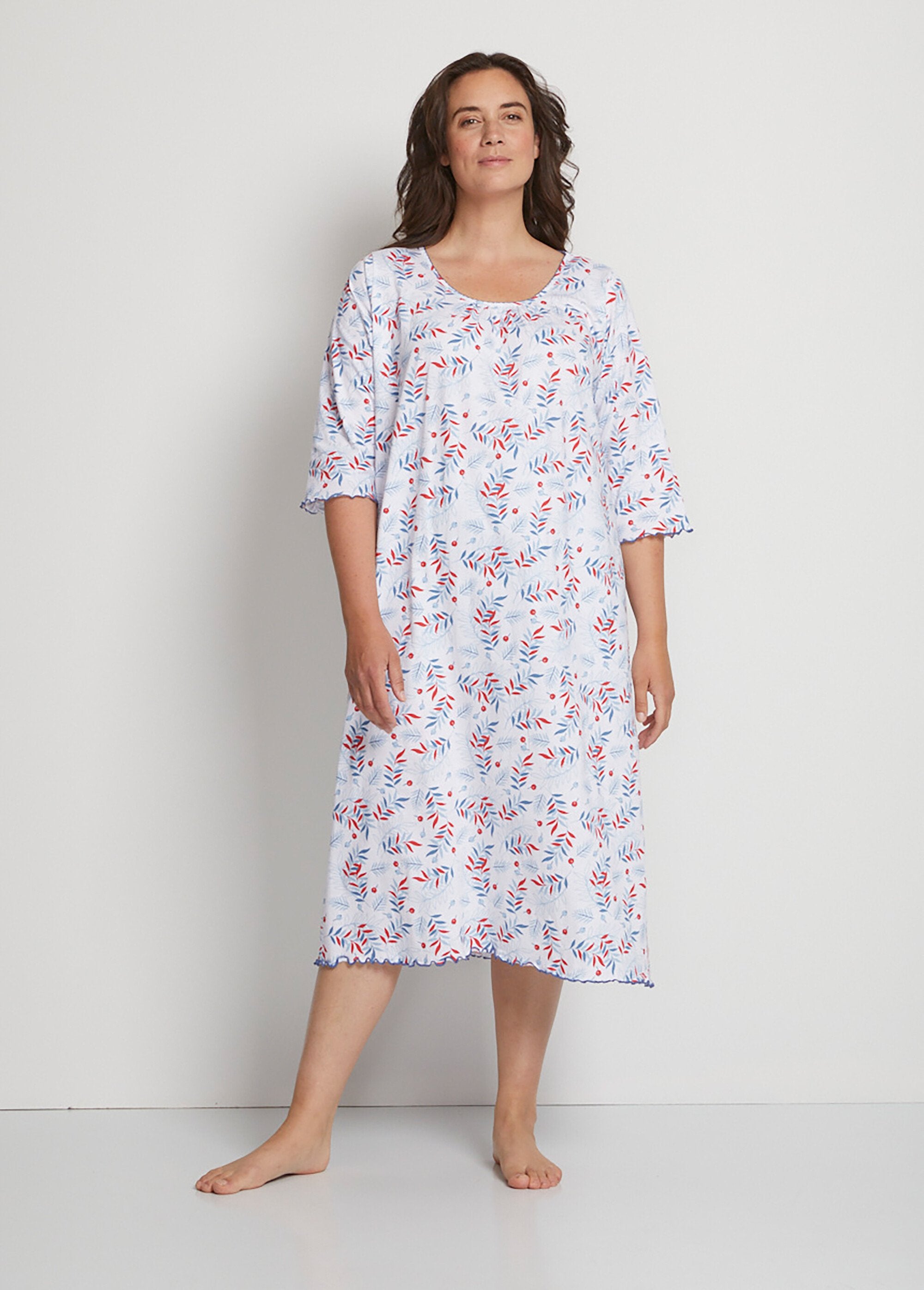 Long_3/4_sleeve_printed_cotton_nightgown_White_background_FA1_curvy