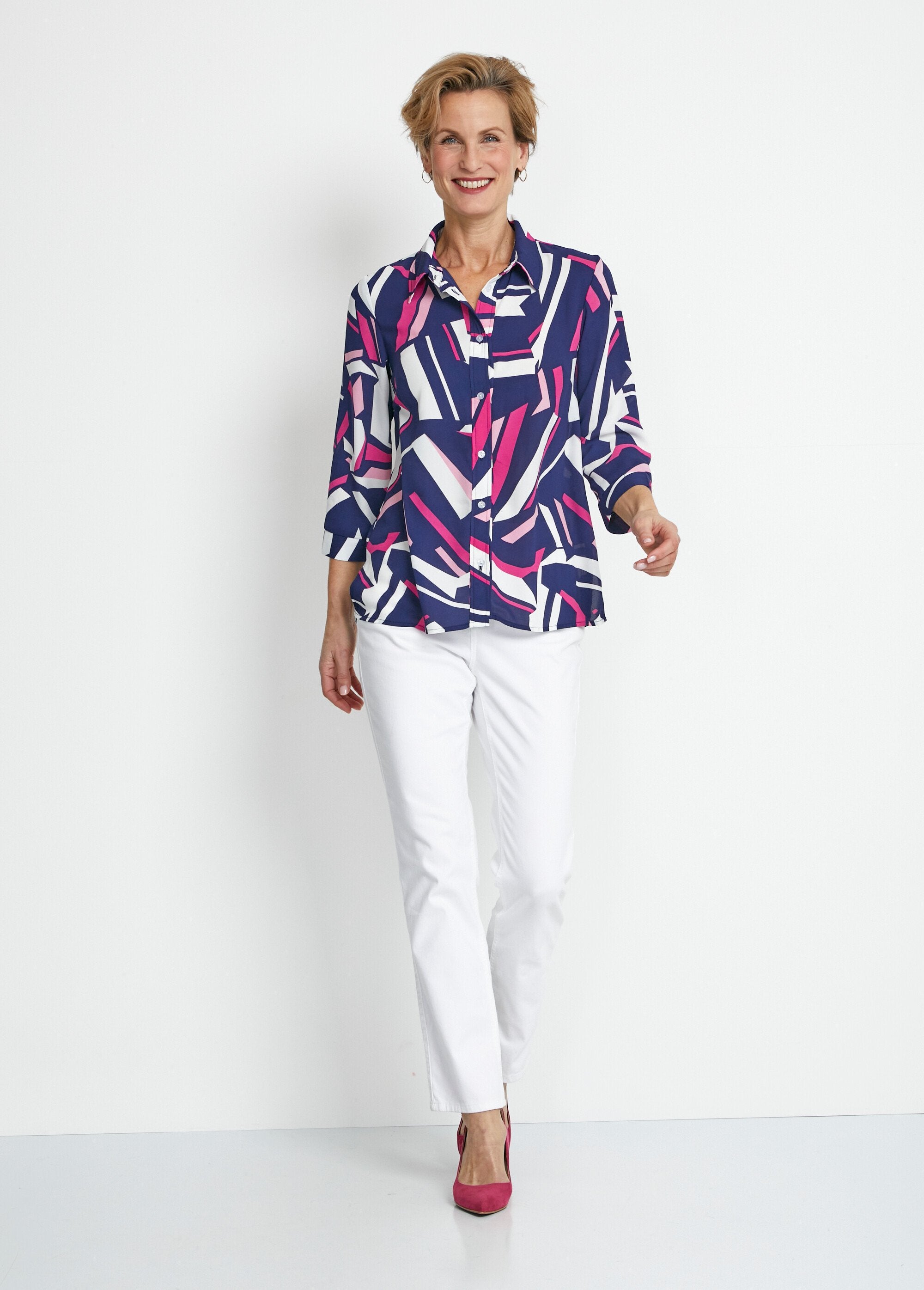 Straight_graphic_blouse_with_3/4_sleeves_Navy_and_fuchsia_SF1_slim