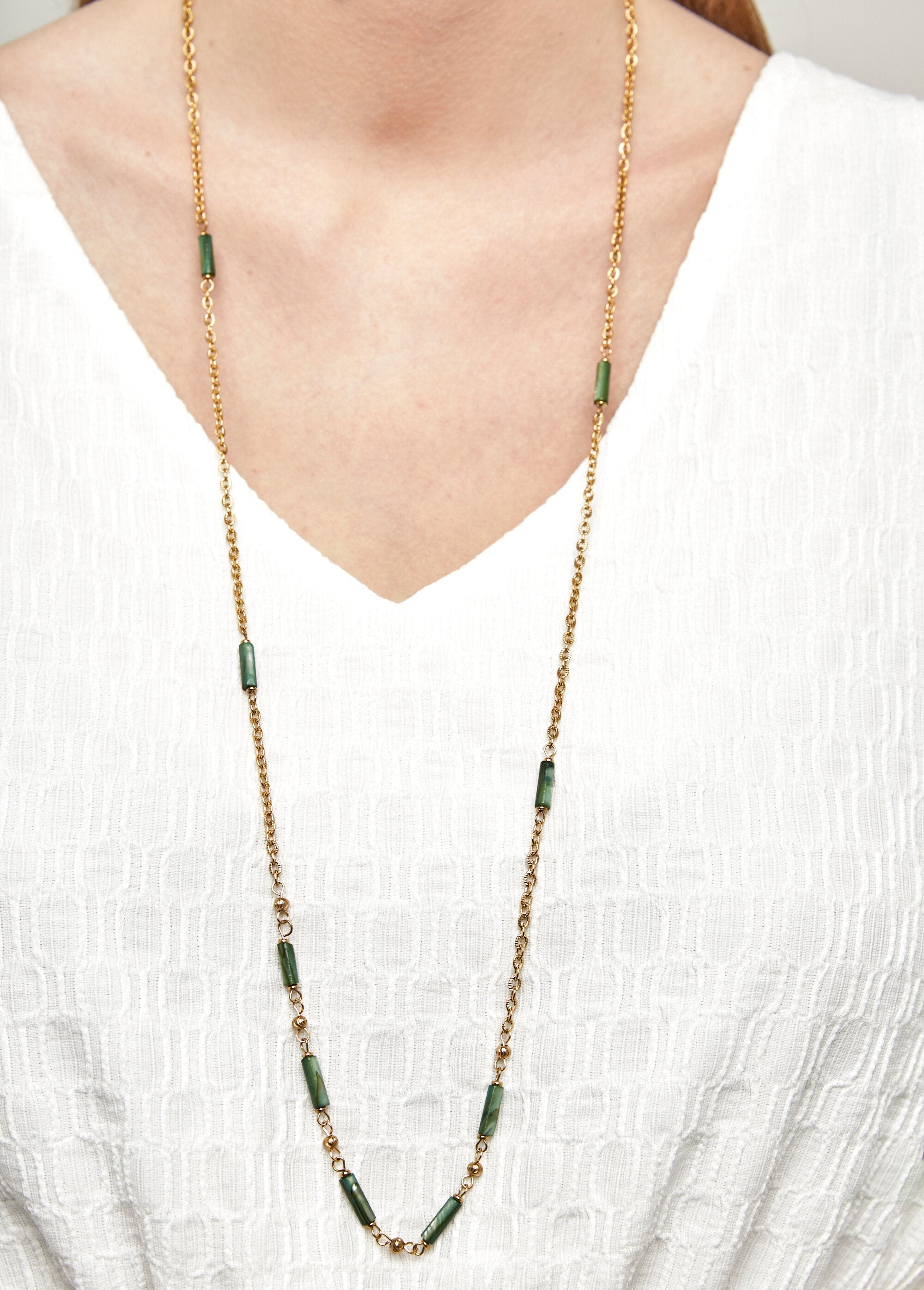 Steel_and_stone_pearl_necklace_Golden_FA1_slim