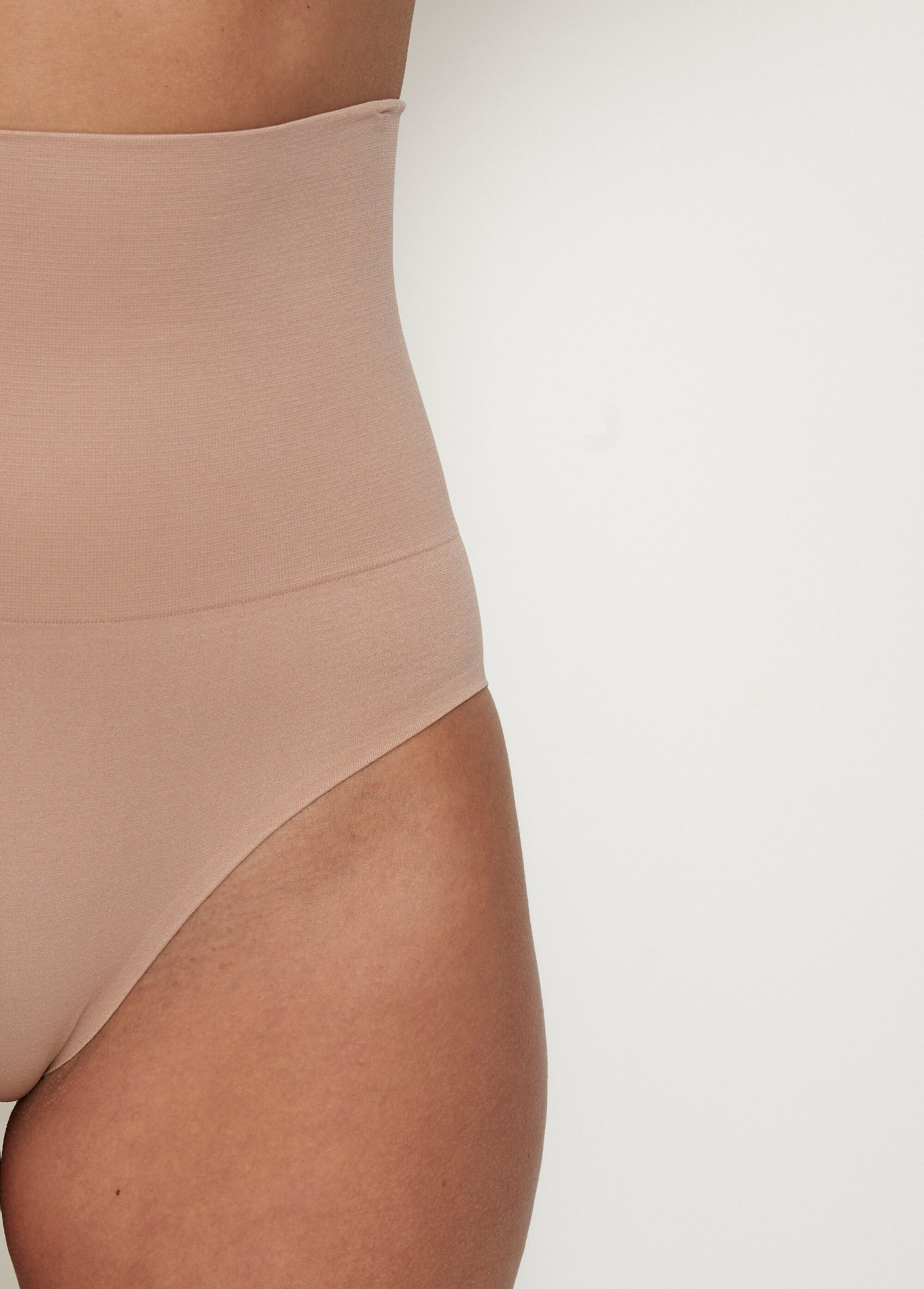 Seamless_shaping_panties_Beige_DE1_slim