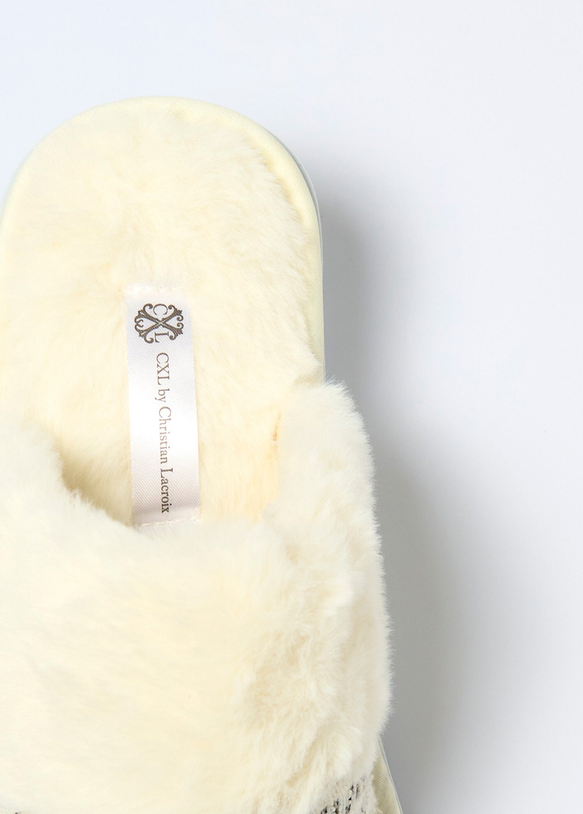 Chaussons_mules_bord_fourrure_Beige_DE1_slim
