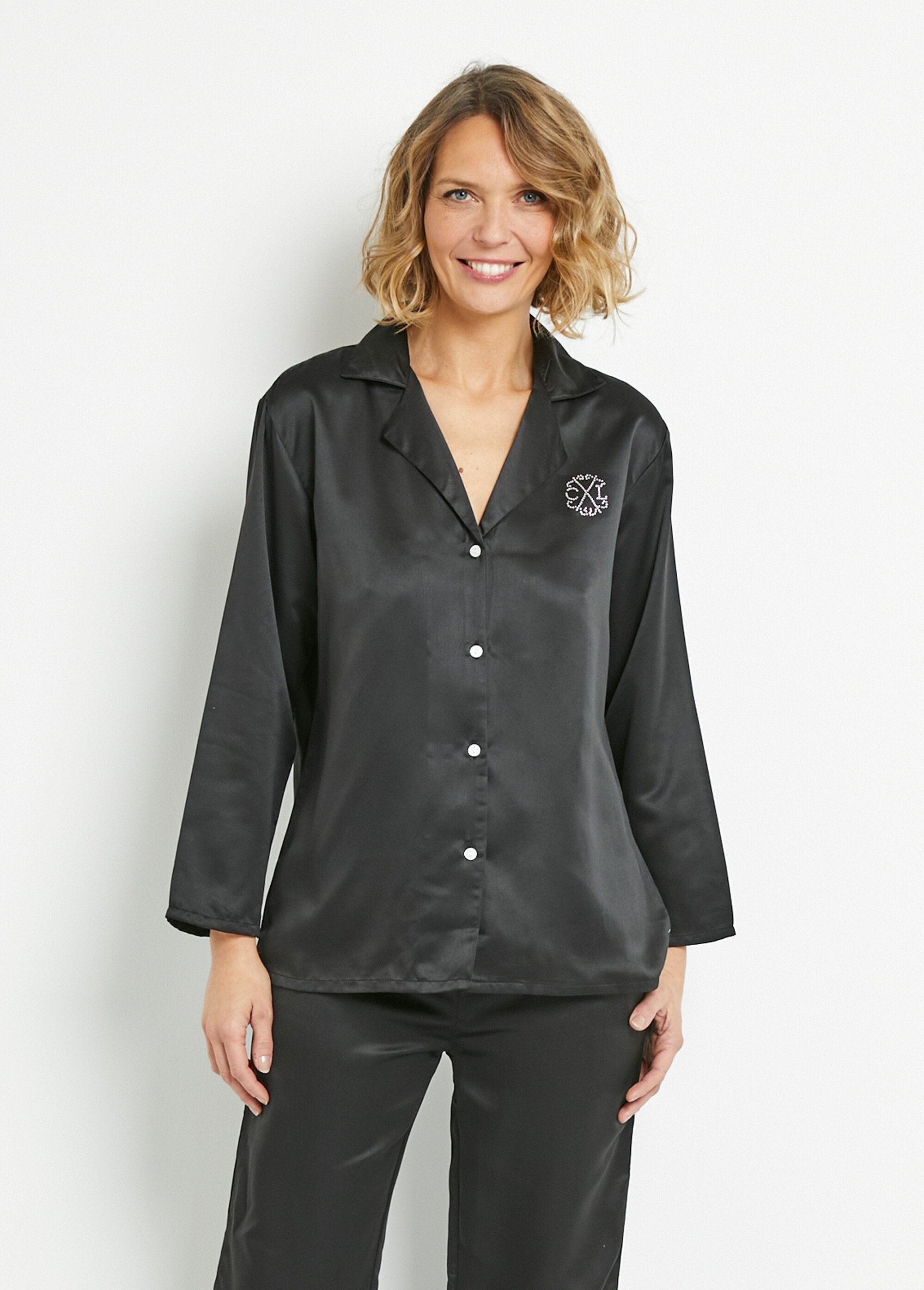 Veste_Pyjama_chic_satin_Noir_FA1_slim