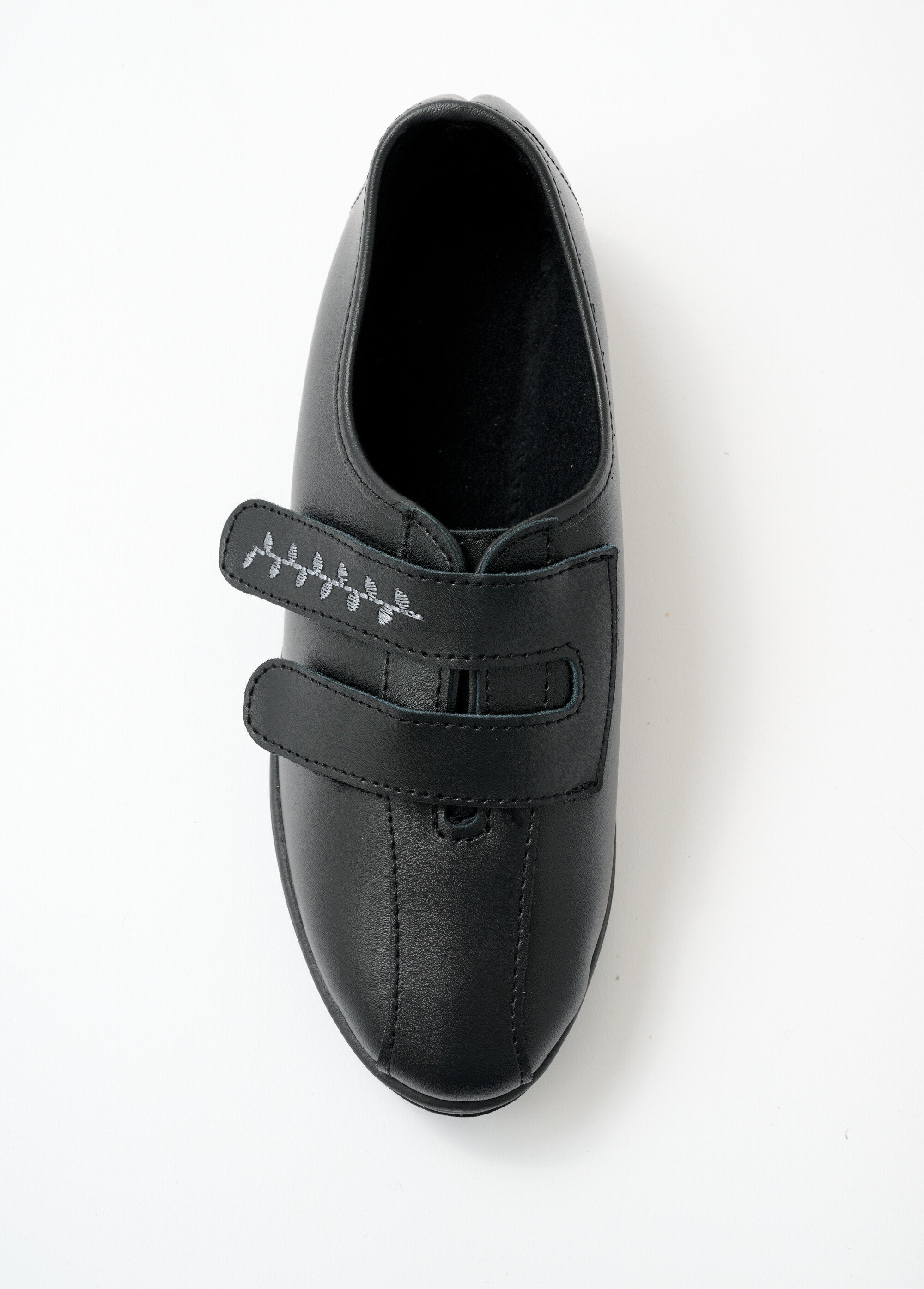 Wide_embroidered_leather_Velcro_derbies_Black_OV1_slim