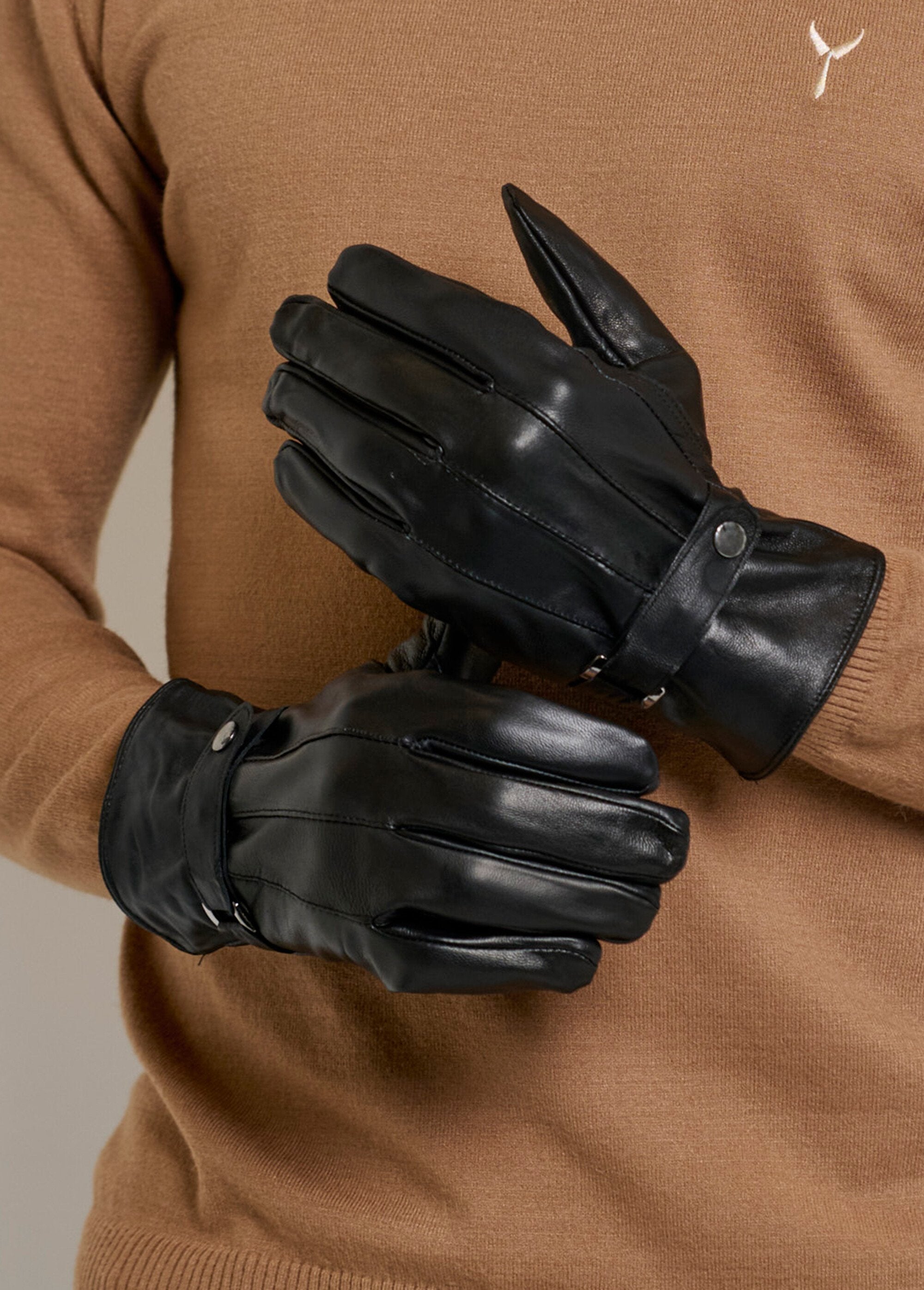 Men's_leather_gloves_with_wrist_tab_Black_DE1_slim