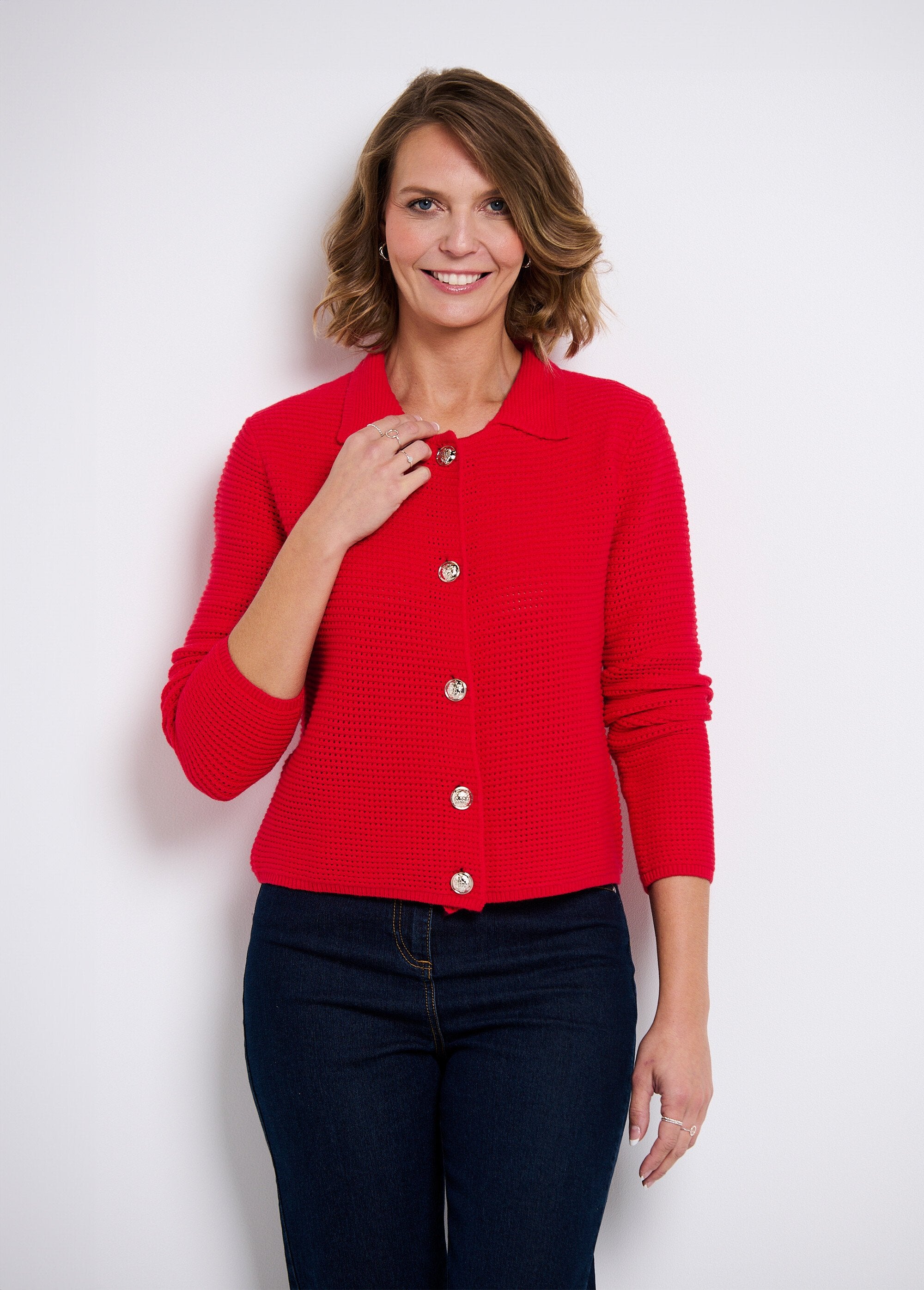 Plain_buttoned_vest_with_long_sleeve_collar_Red_FA1_slim