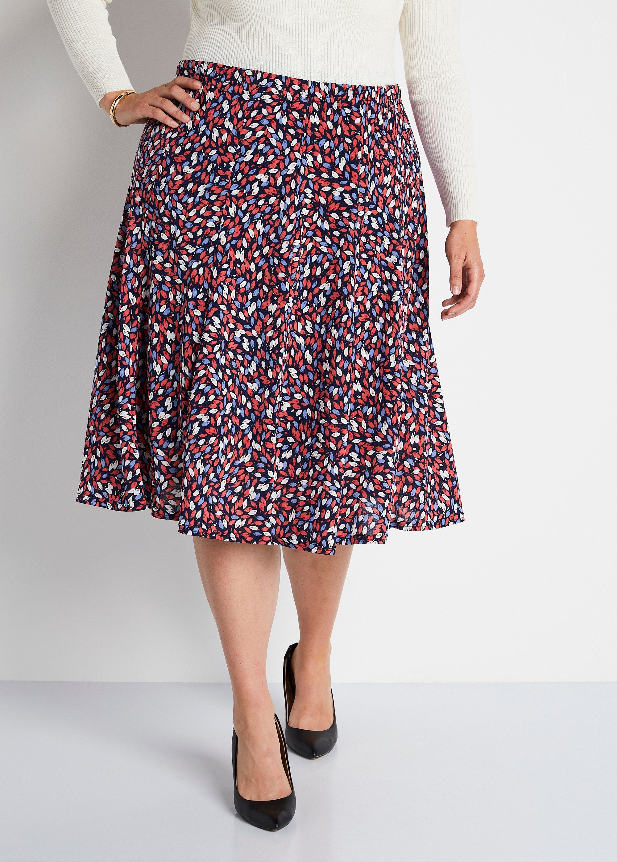 Printed_knit_flared_mid-length_skirt_Red_and_blue_FA1_curvy