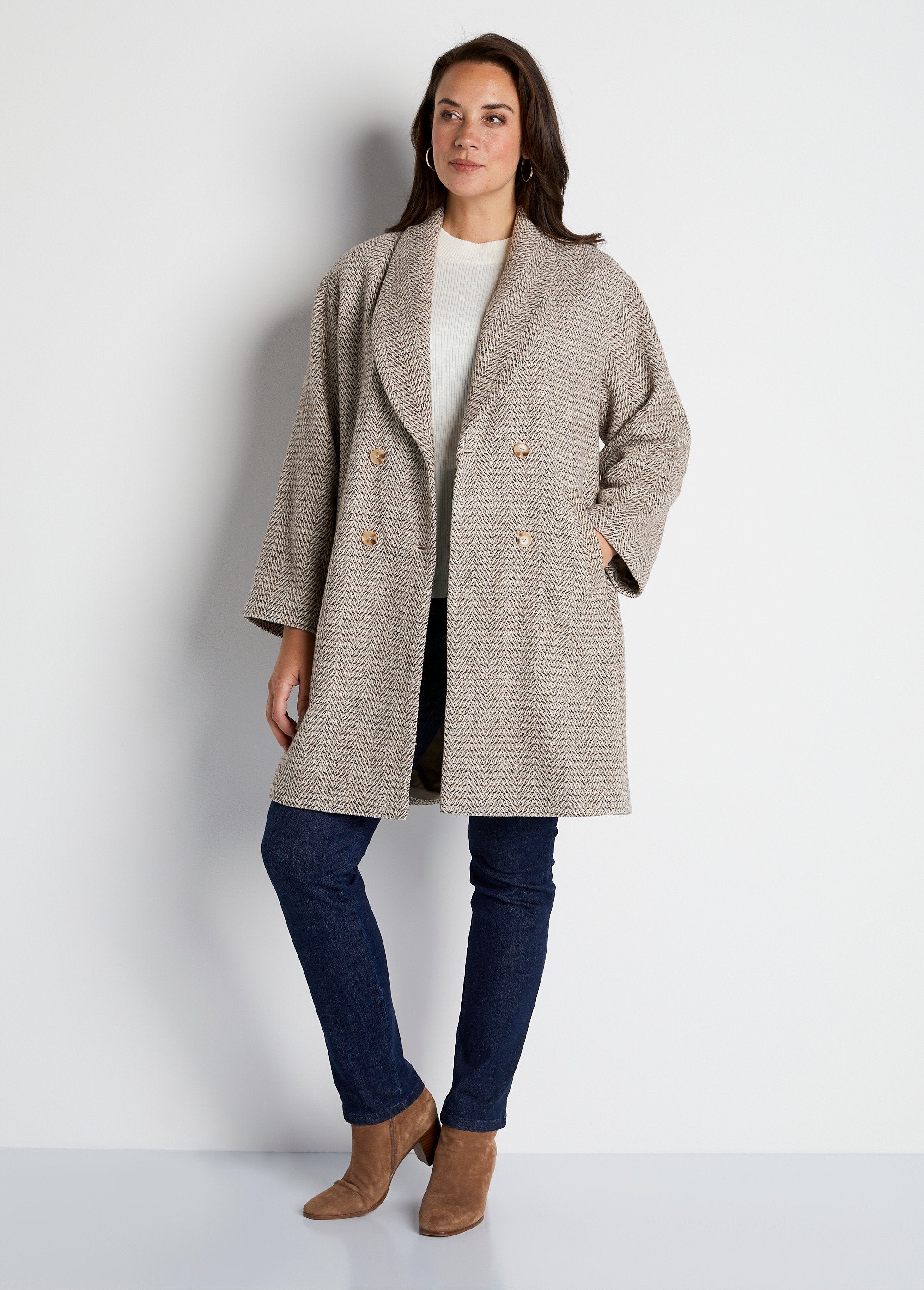 Mid-length_herringbone_coat_Beige_SF1_curvy