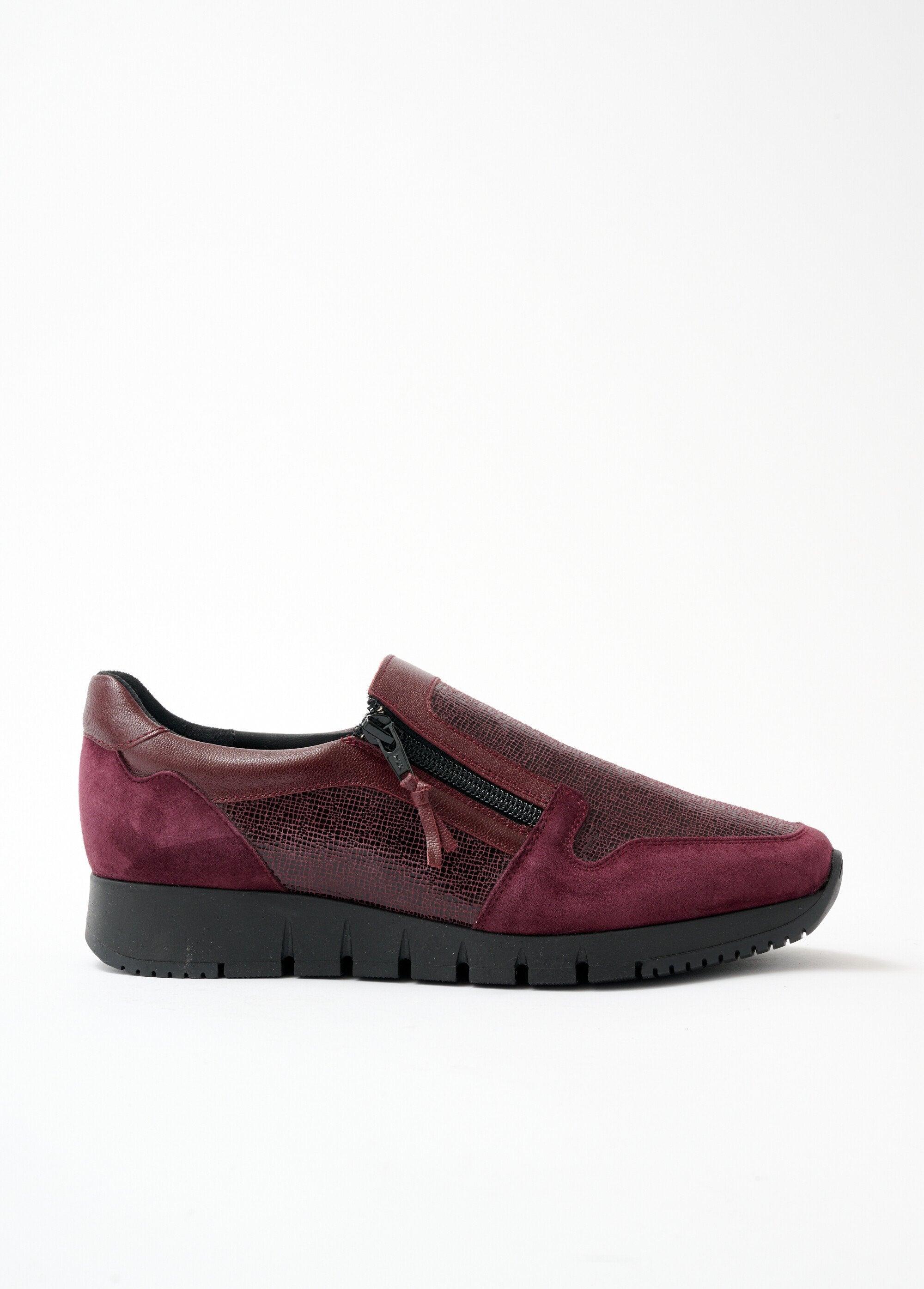 Comfortable_width_zipped_fancy_leather_moccasin_Bordeaux_DR1_slim