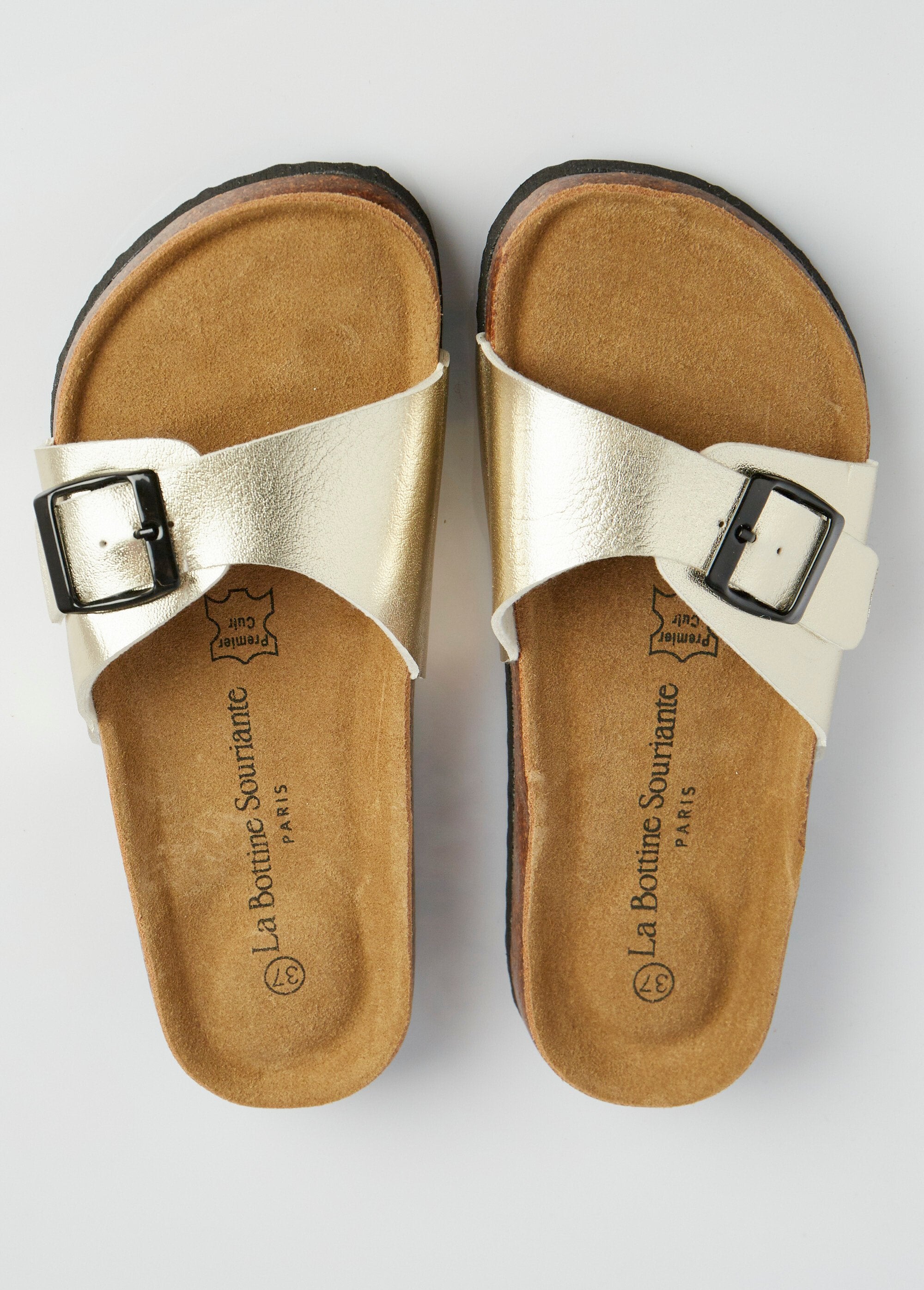 Mules_with_buckle_and_anatomical_sole_Golden_OV1_slim