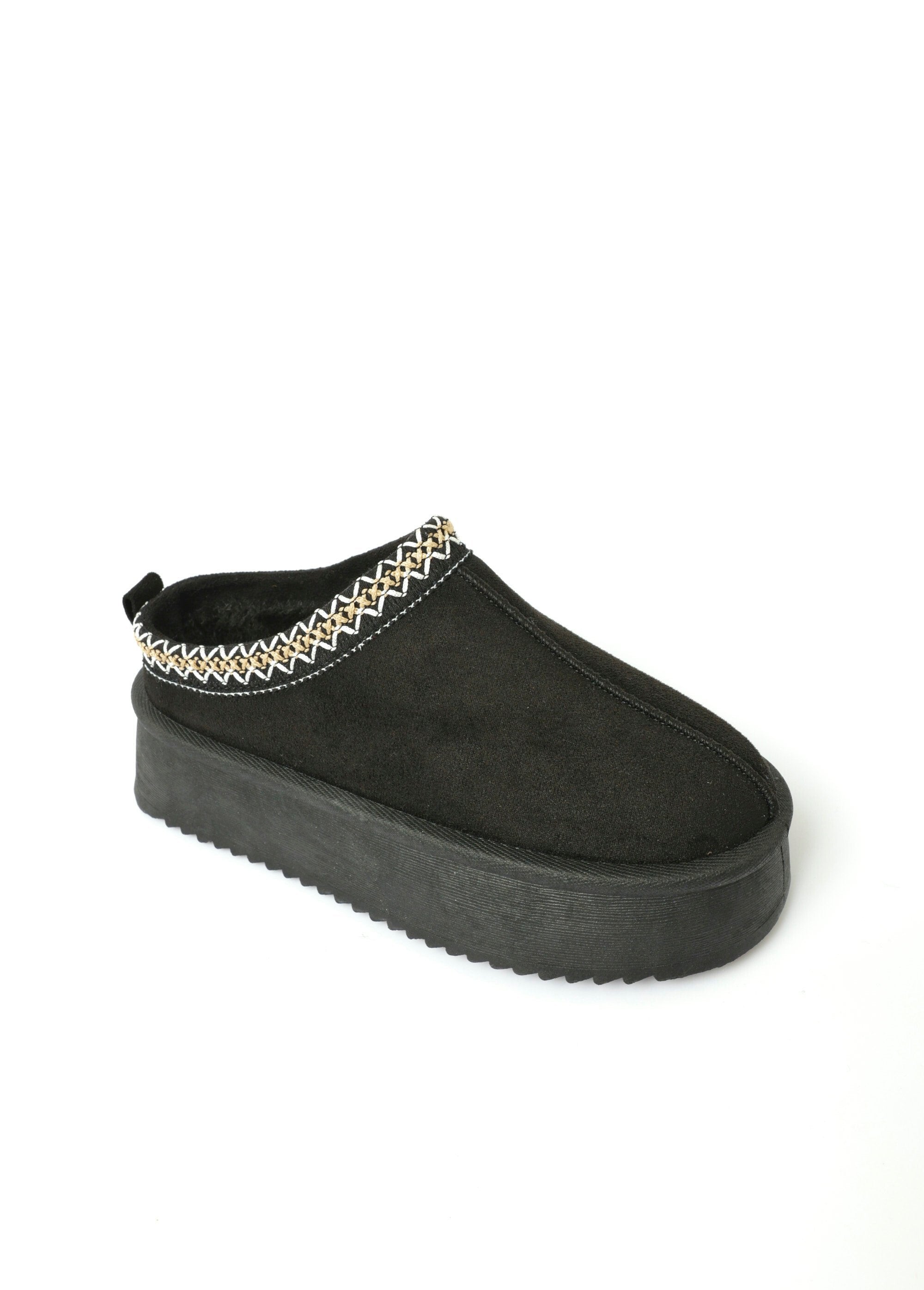 Mules_effet_daim_fourrées_et_compensées_Noir_FA1_slim