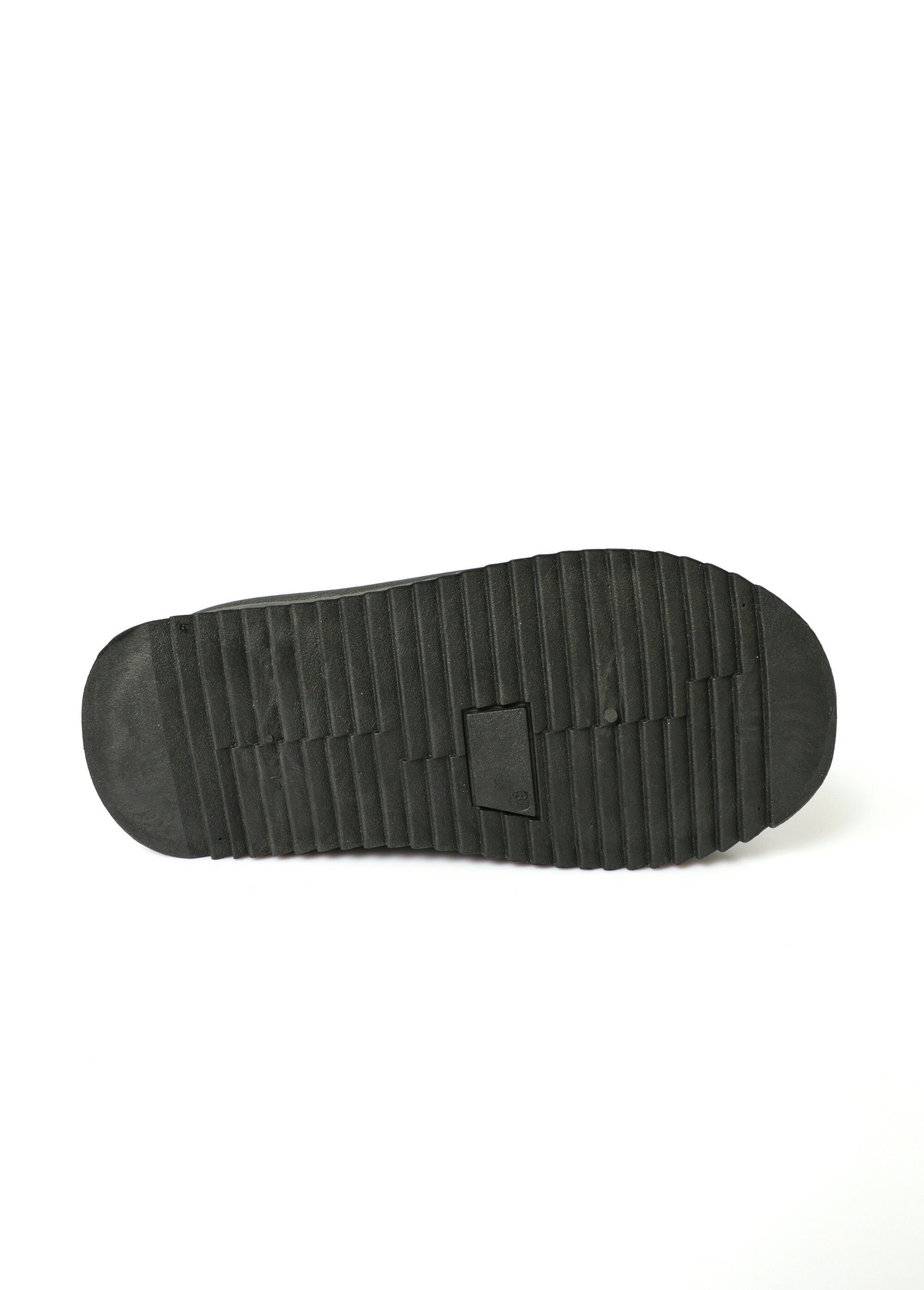 Mules_effet_daim_fourrées_et_compensées_Noir_UN1_slim