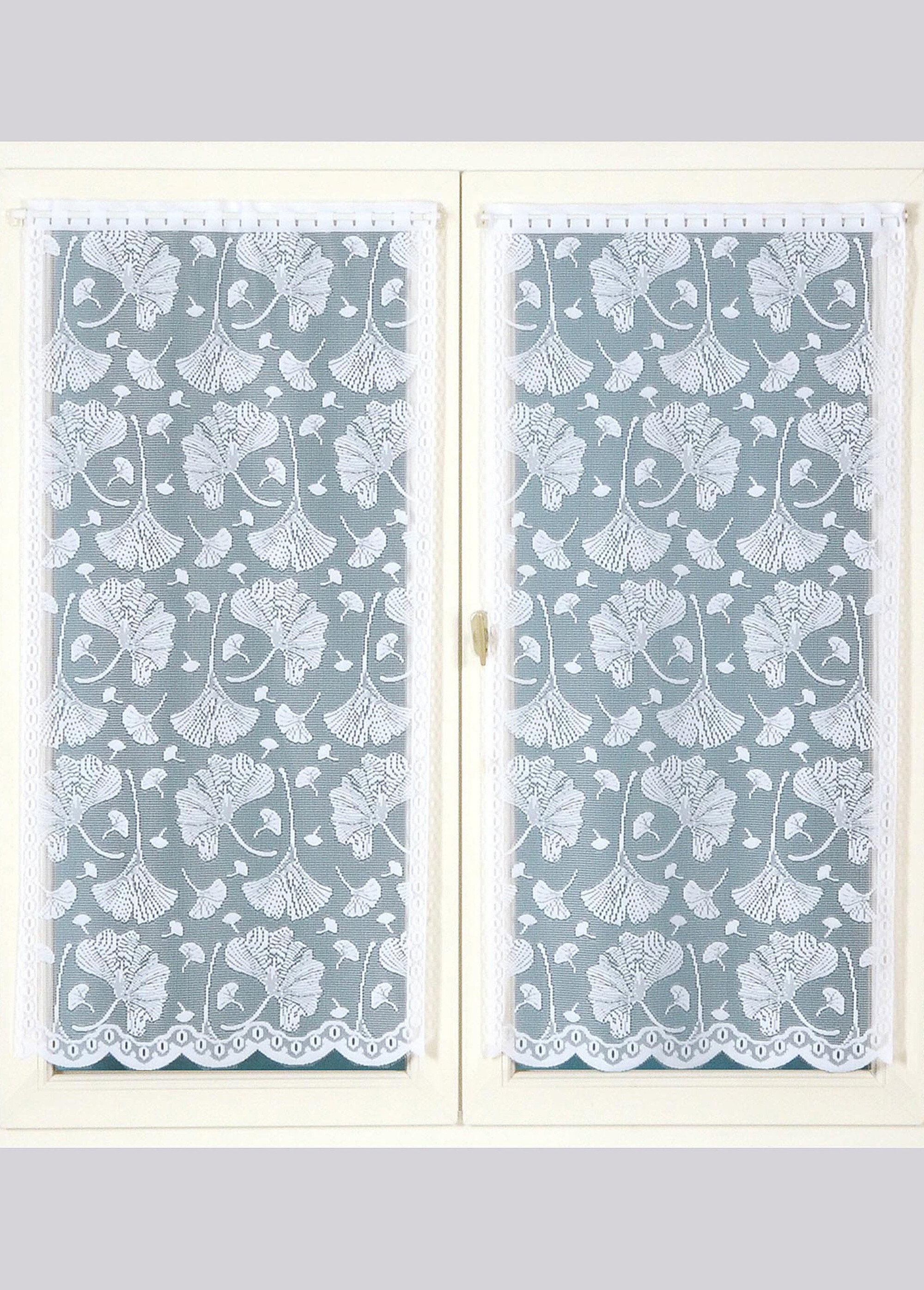 Pair_of_ginkgo_pattern_lace_window_panes_White_FA1_slim