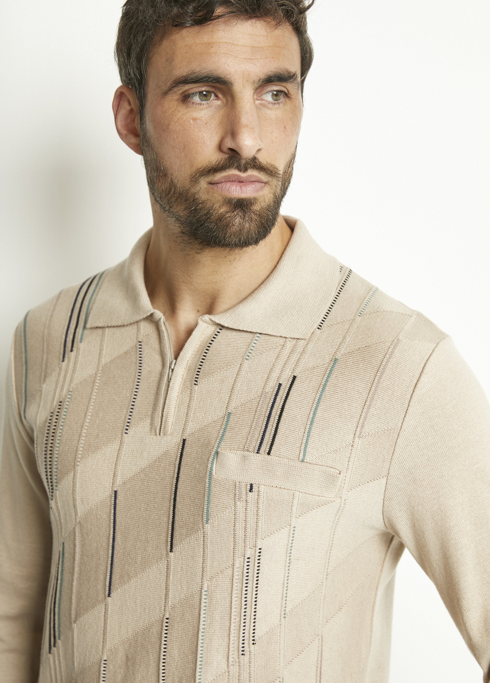 Long-sleeved_zipped_polo_shirt_in_jacquard_cotton_Beige_DE1_slim