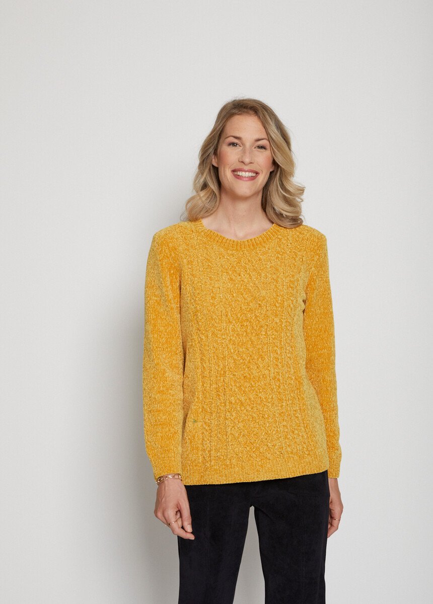 Round_neck_chenille_knit_sweater_Honey_FA1_slim