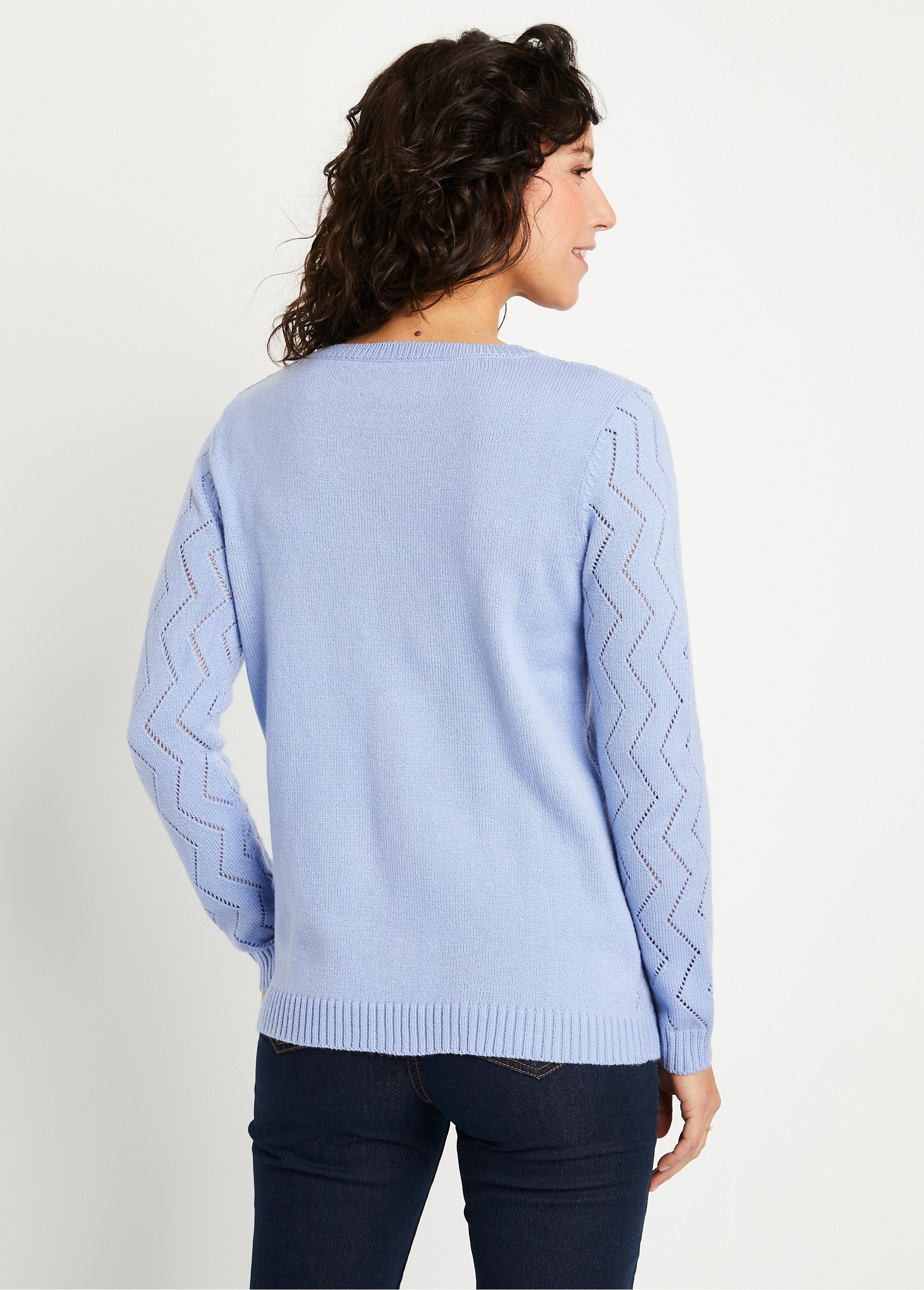 Short_openwork_cable_sweater_Blue_DO1_slim