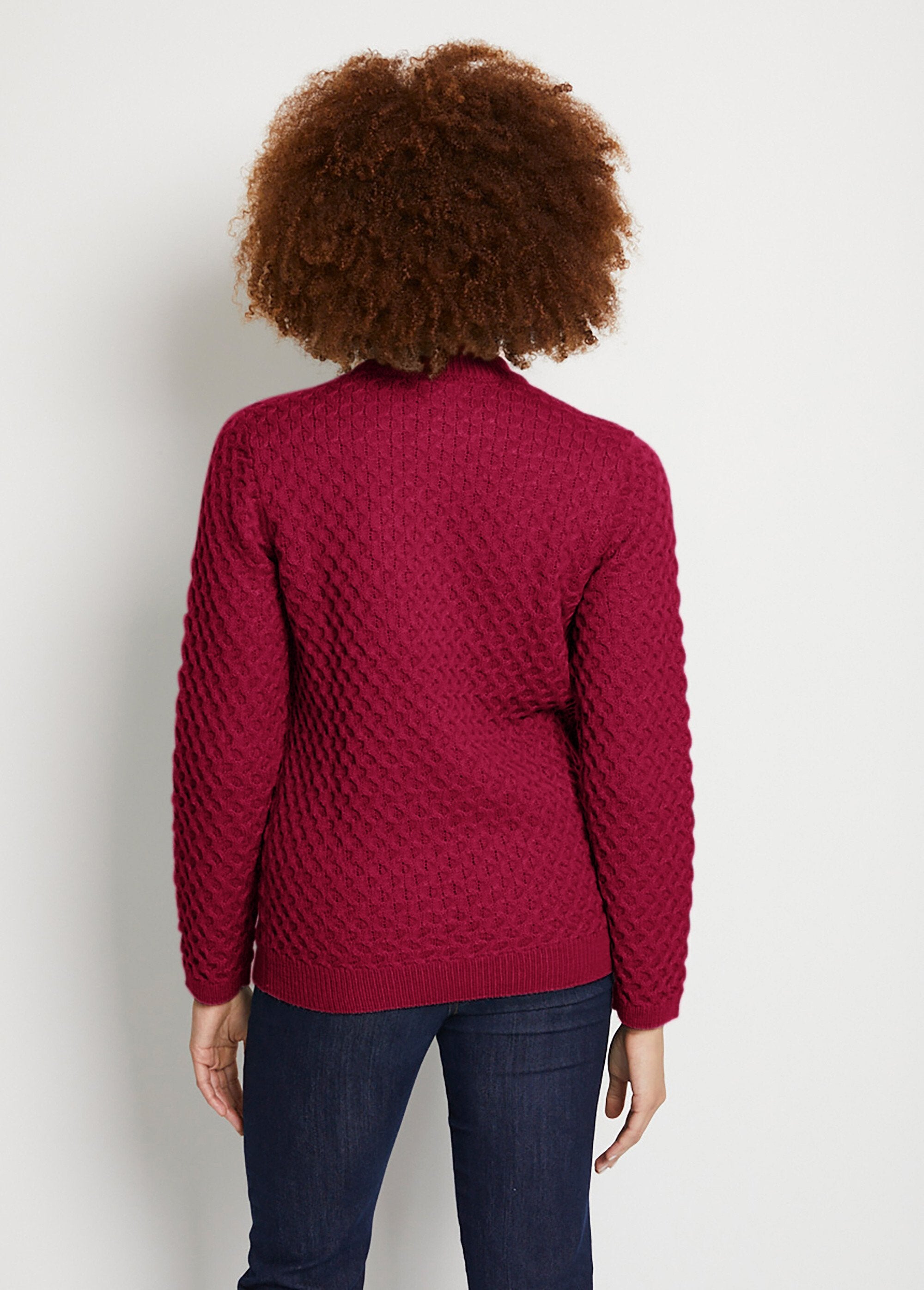 Short_warm_sweater_with_thick_knit_stand-up_collar_Fuchsia_DO1_slim