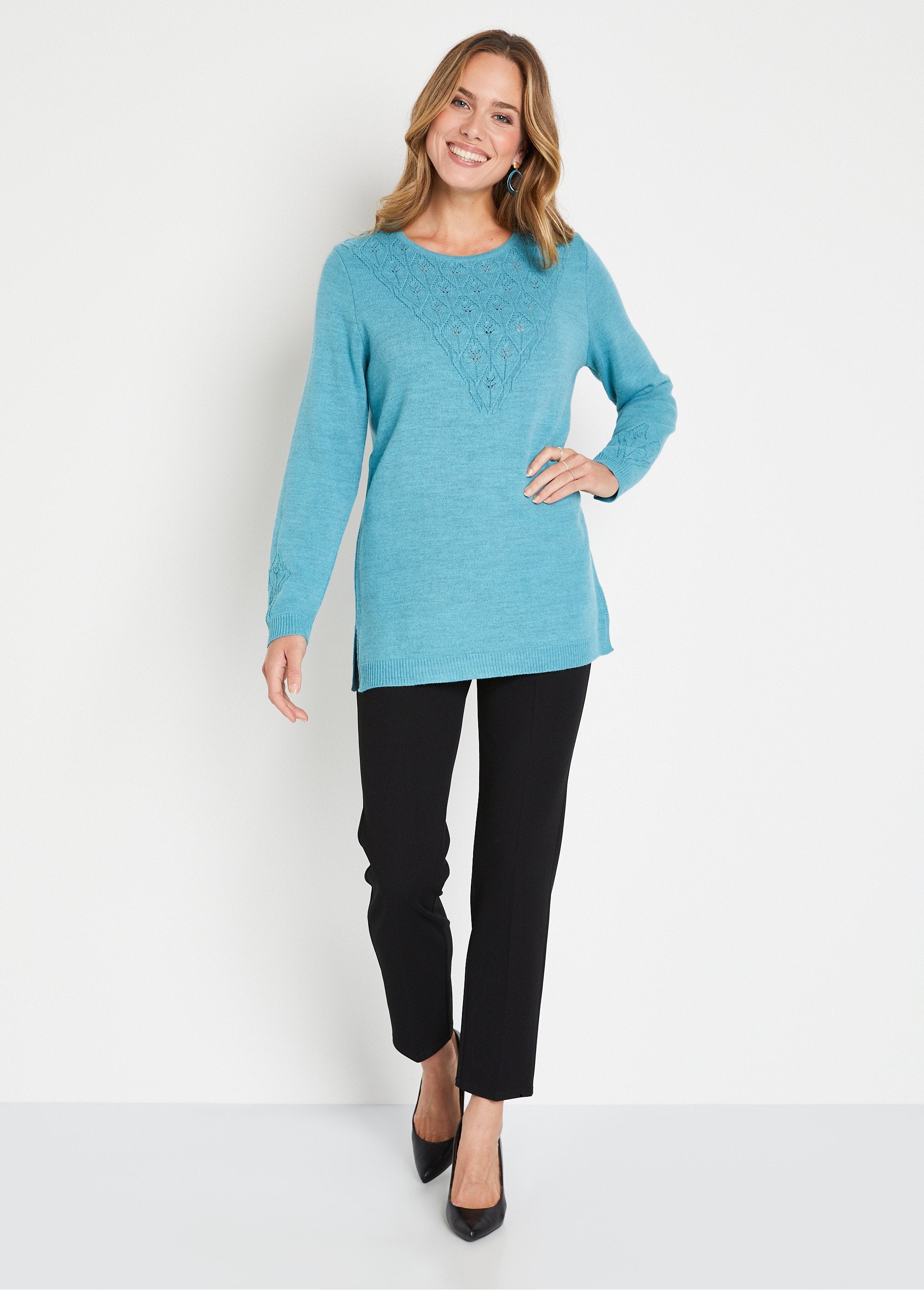 Mottled_openwork_round-neck_tunic_sweater_Aqua_SF1_slim