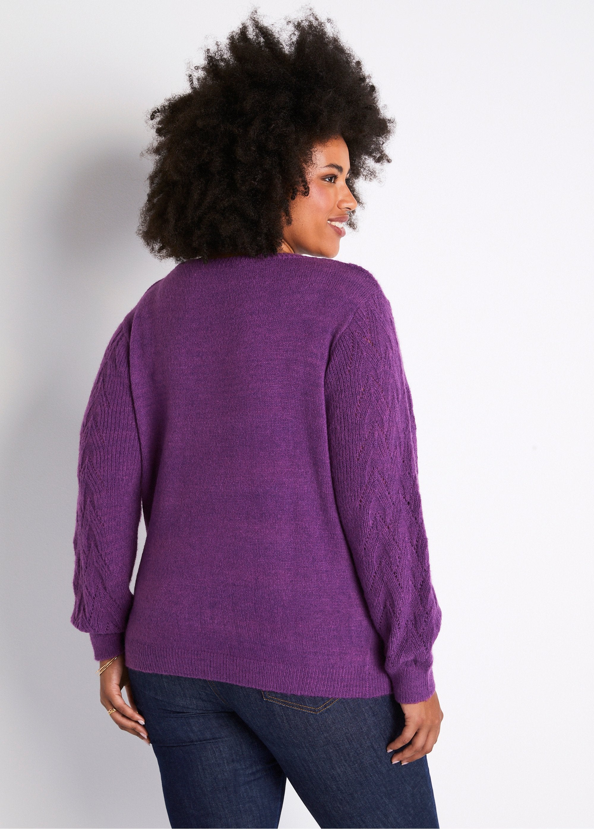 Soft_plain_round_neck_fancy_knit_sweater_Violin_DO1_curvy