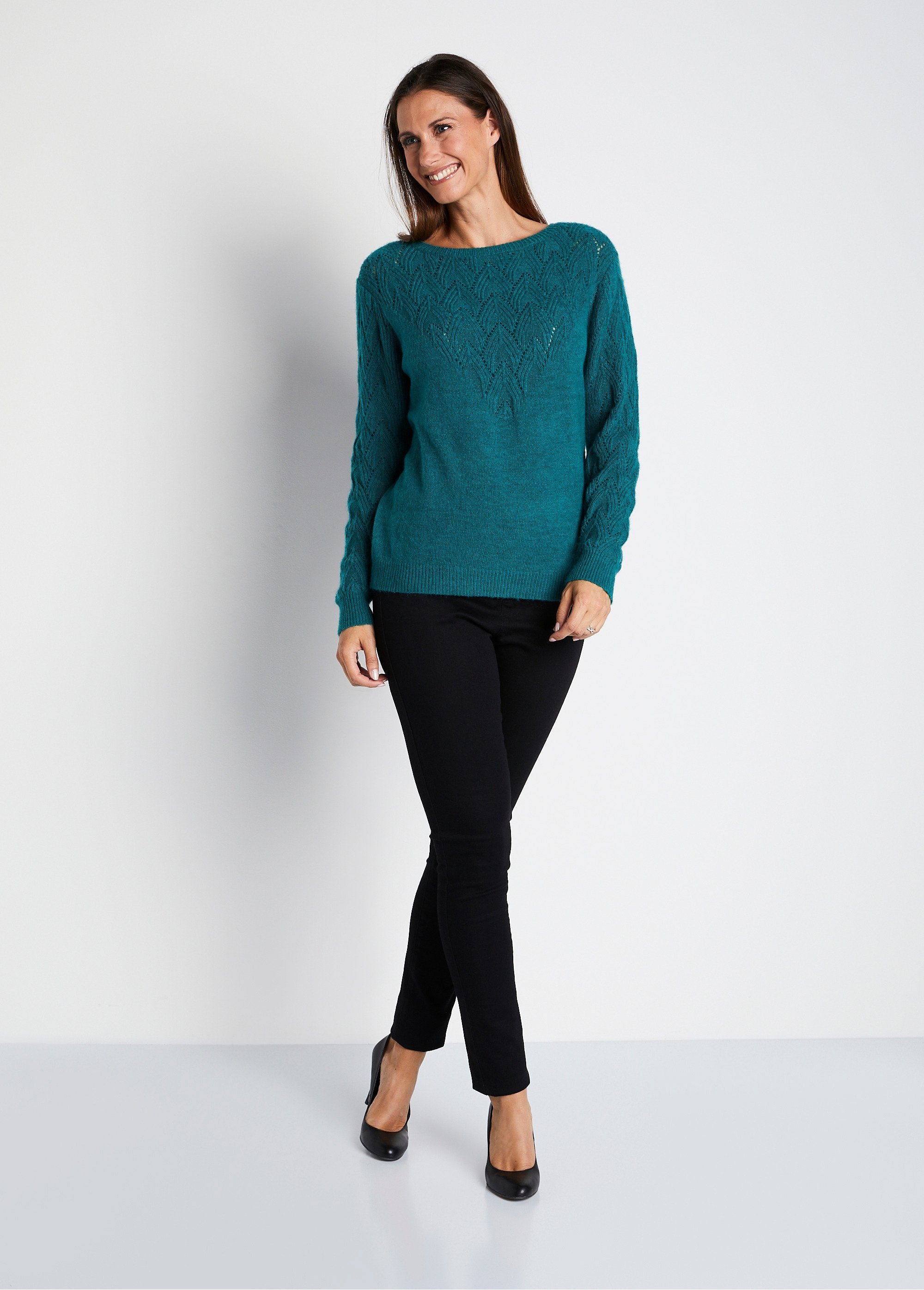 Soft_plain_round_neck_fancy_knit_sweater_Green_SF1_slim