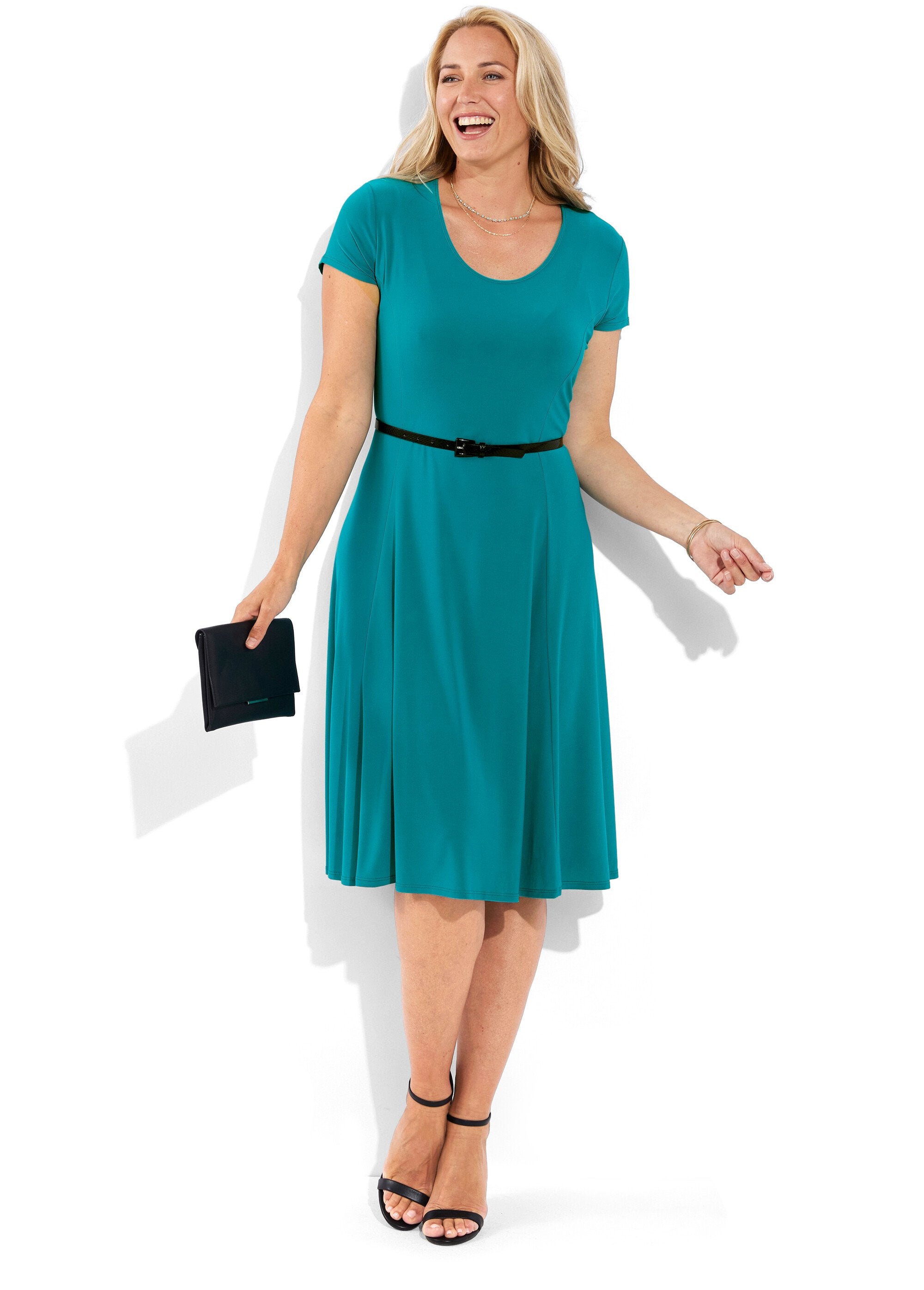 Short_curved_flared_dress_Plain_green_FA1_curvy