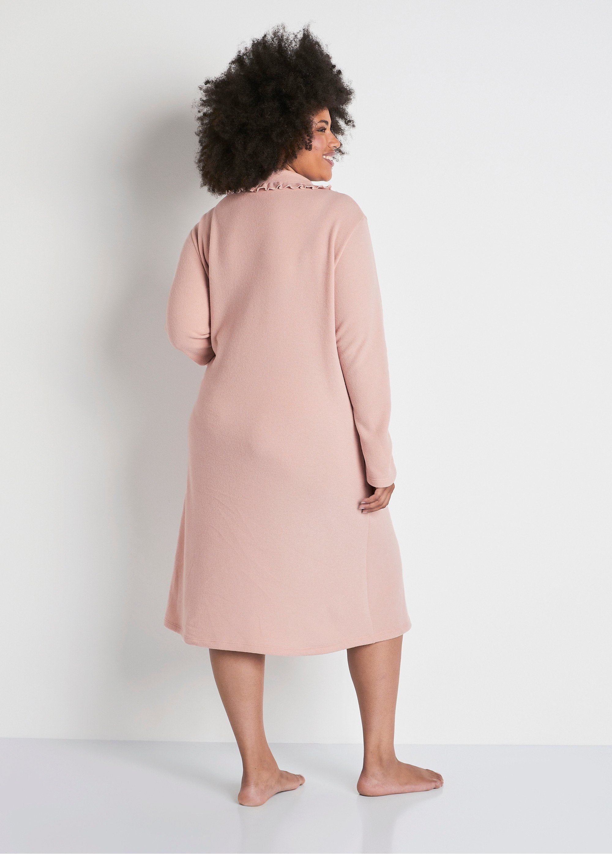 Mid-length_Milano_knit_dressing_gown_Old_pink_DO1_curvy