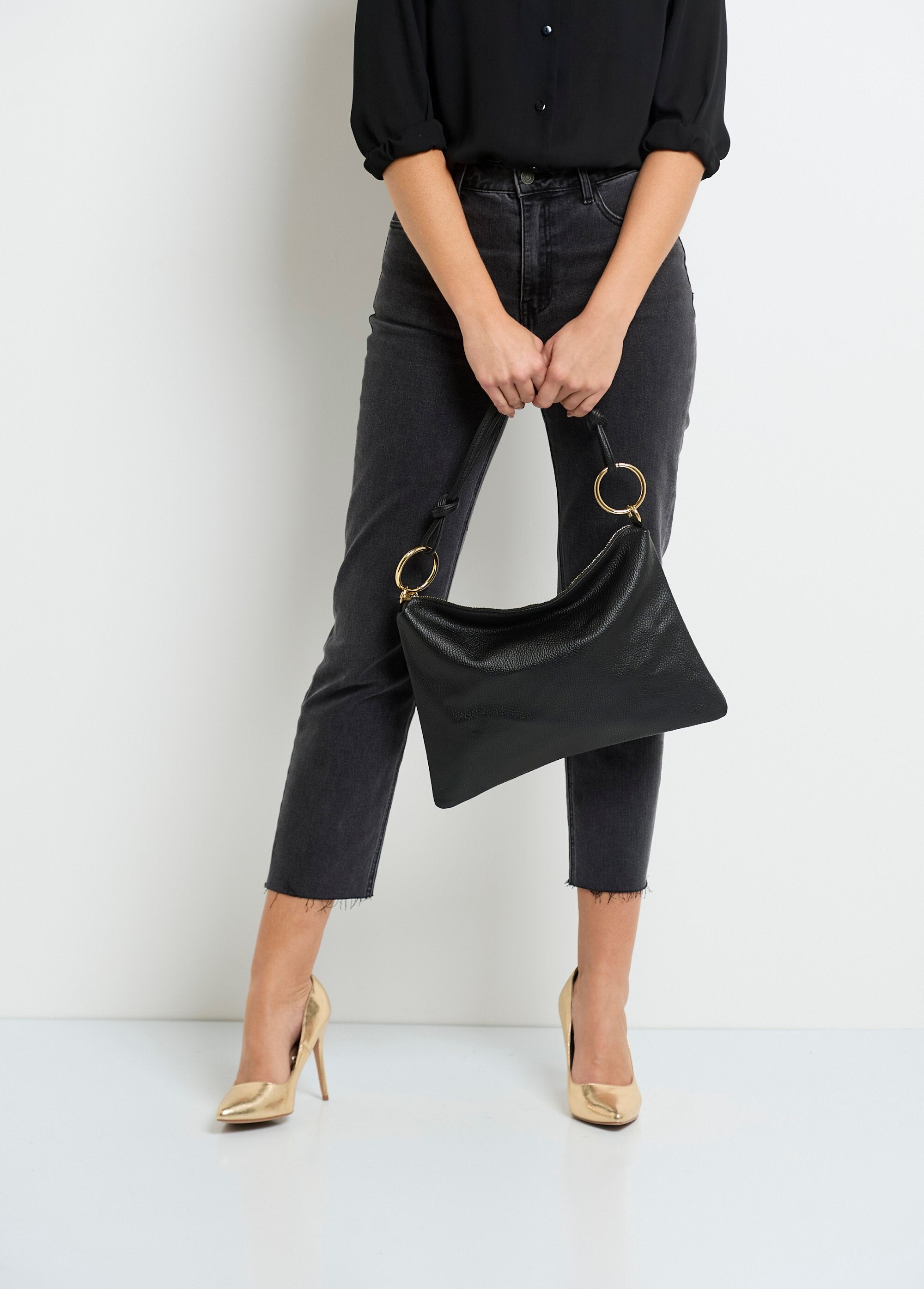 Grained_leather_handbag_with_ring_handles_Black_FA1_slim