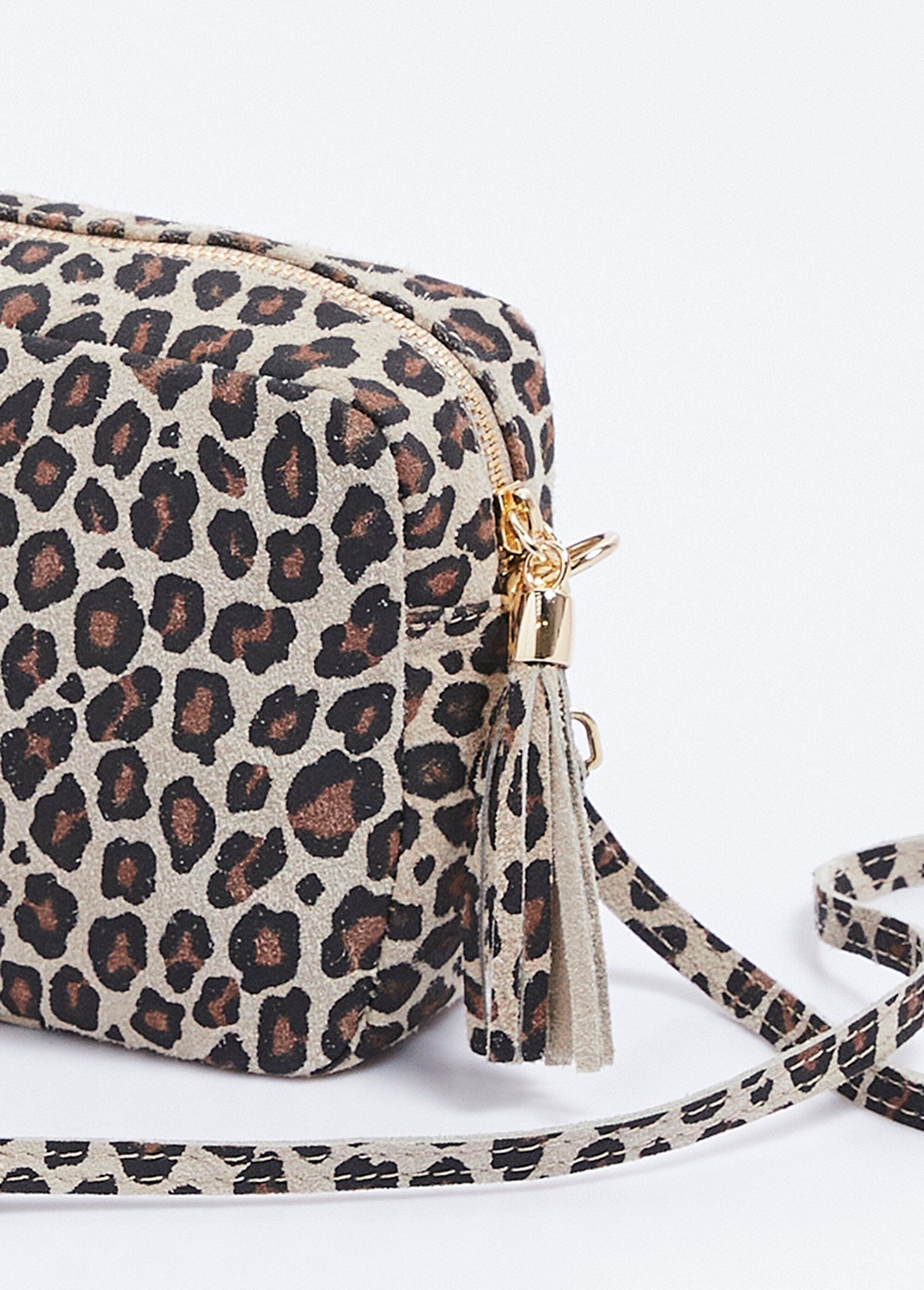 Rectangular_zipped_shoulder_bag_grained_leather_Leopard_DE1_slim