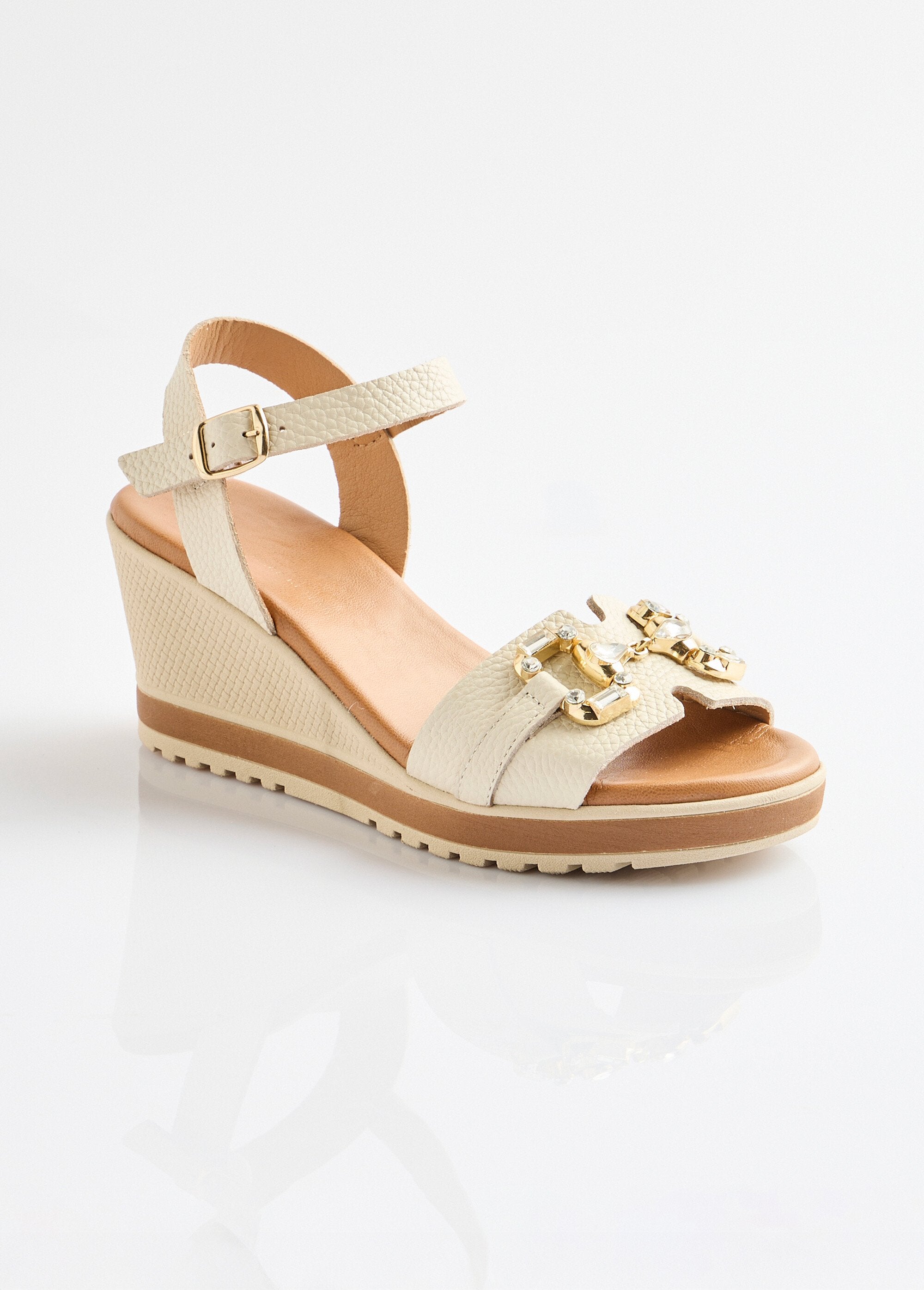 Leather_wedge_sandals,_chic_comfort_width_Beige_FA1_slim