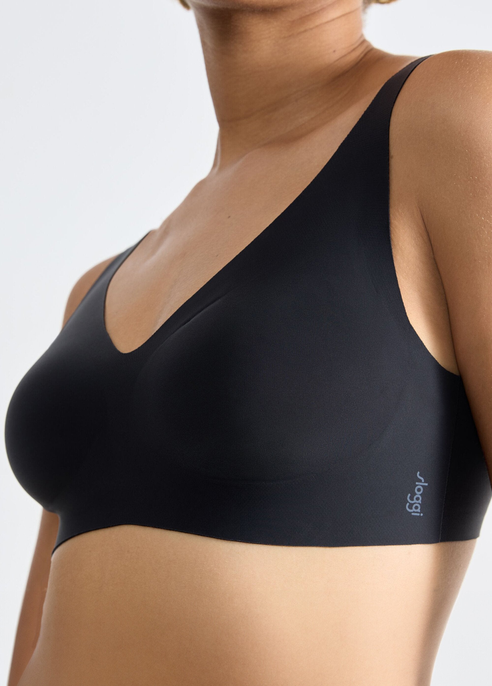 Sloggi®_-_Soutien_gorge_invisible_microfibre_Noir_DE1_slim