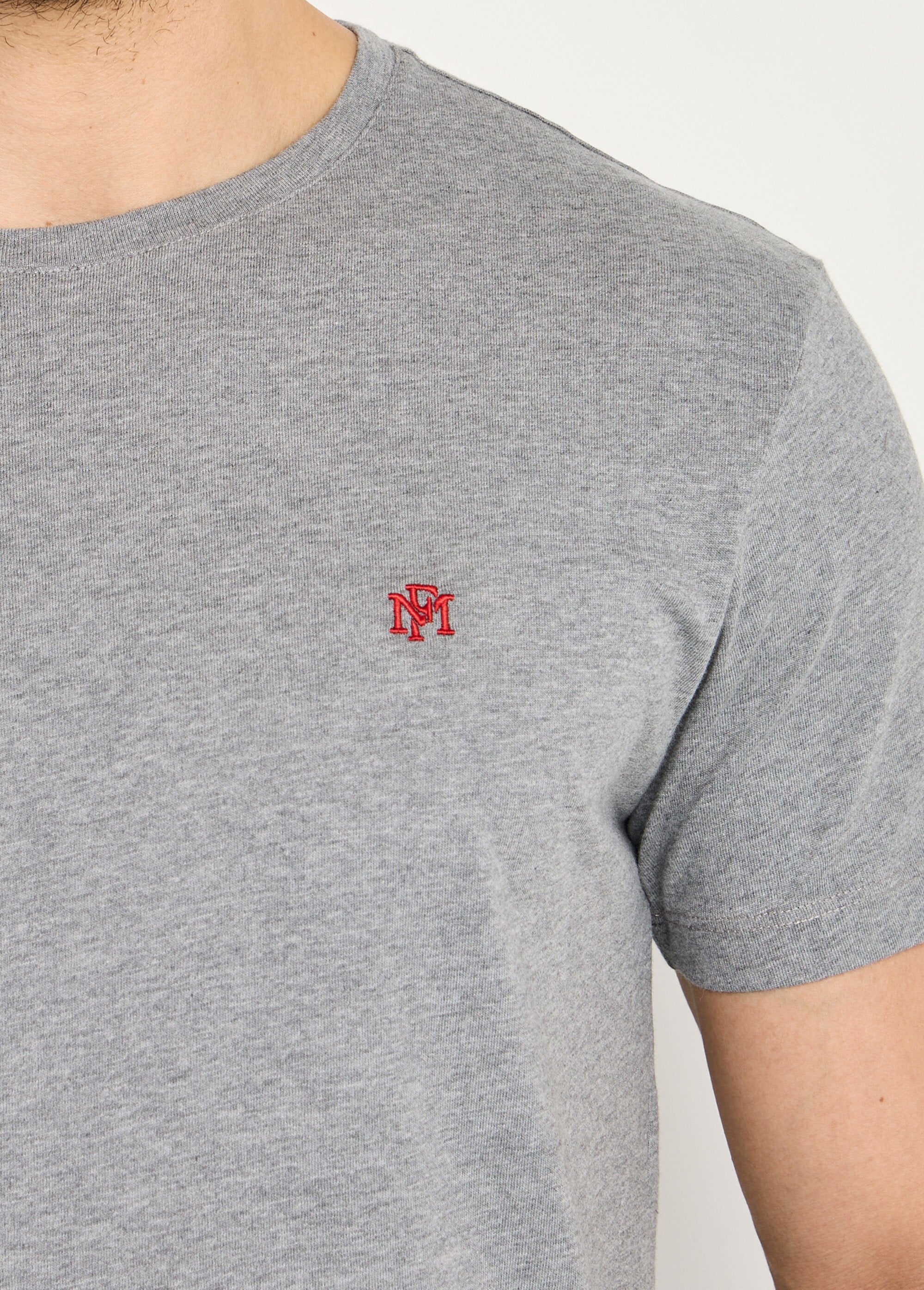 Round-neck_embroidered_short-sleeved_T-shirt_Heather_gray_DE1_slim