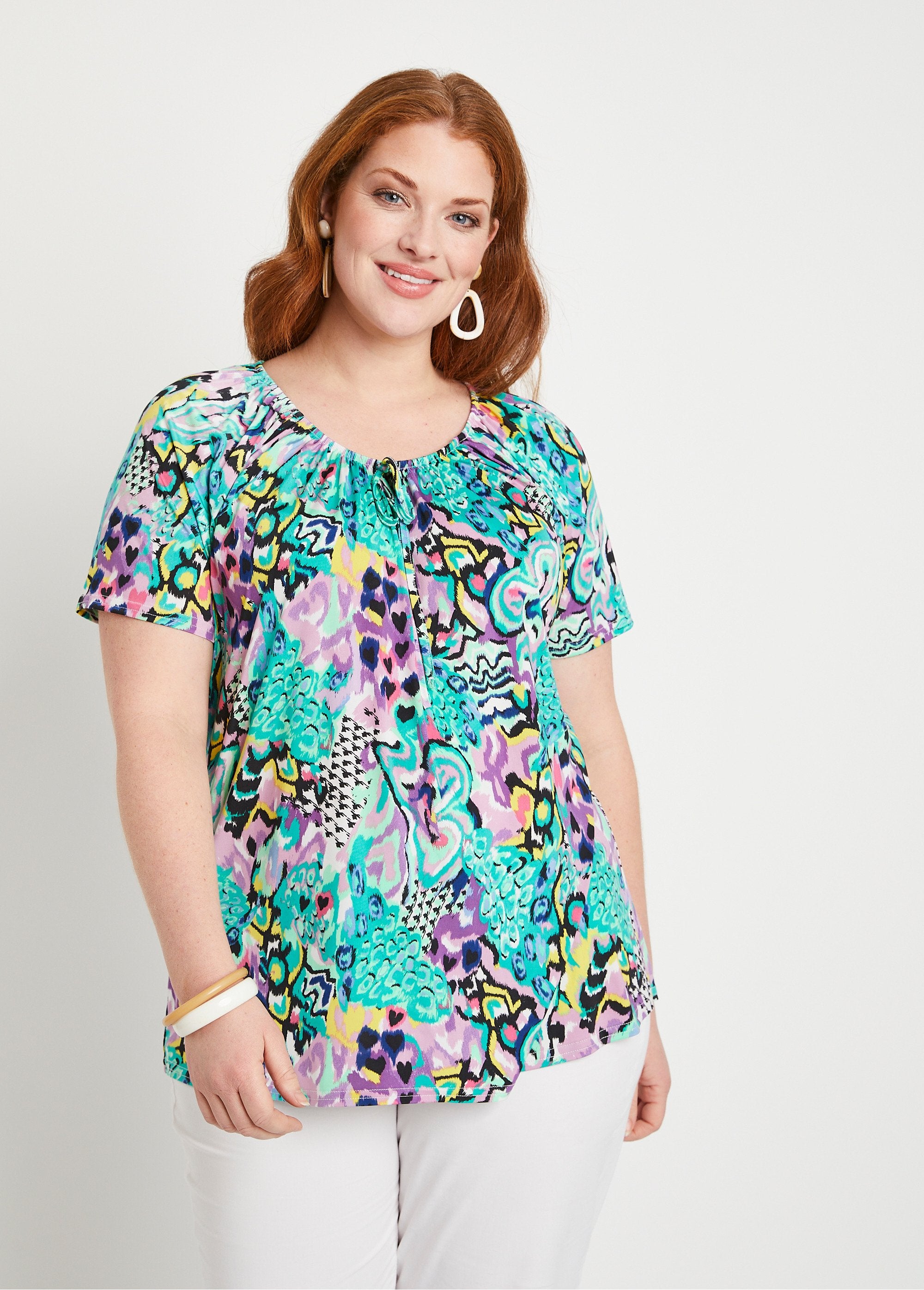 Long_loose_printed_t-shirt_Parma_and_green_FA1_curvy